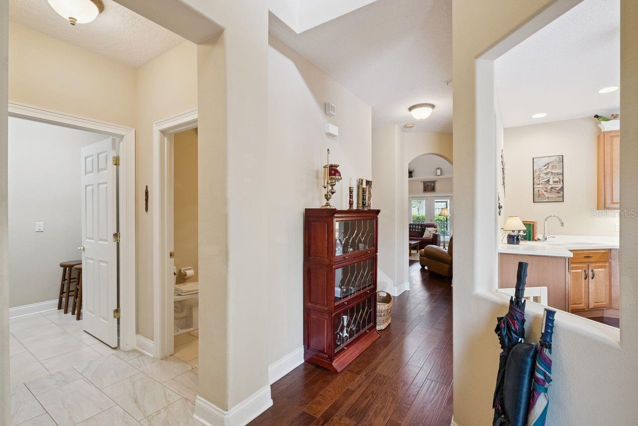 6869 Piazza Street, FL