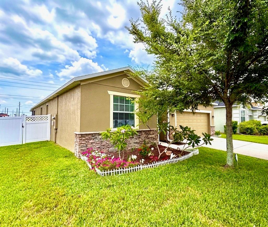 619 Wabash Breeze Circle, FL
