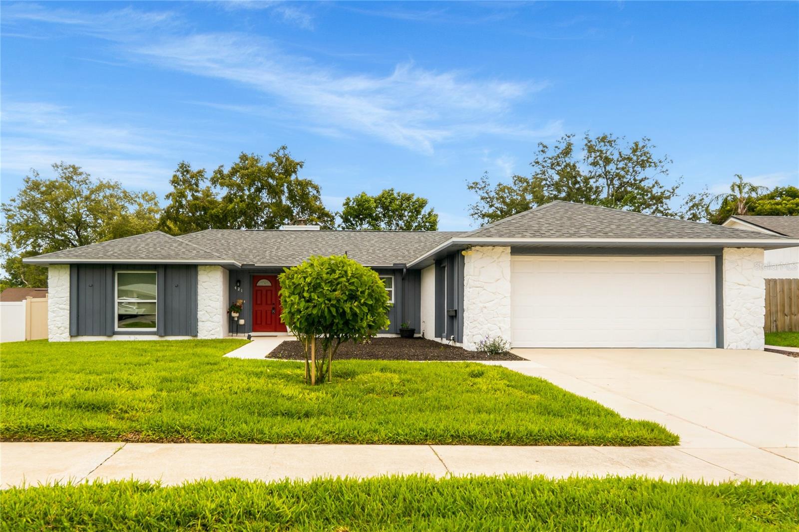 421 Bridle Path, FL
