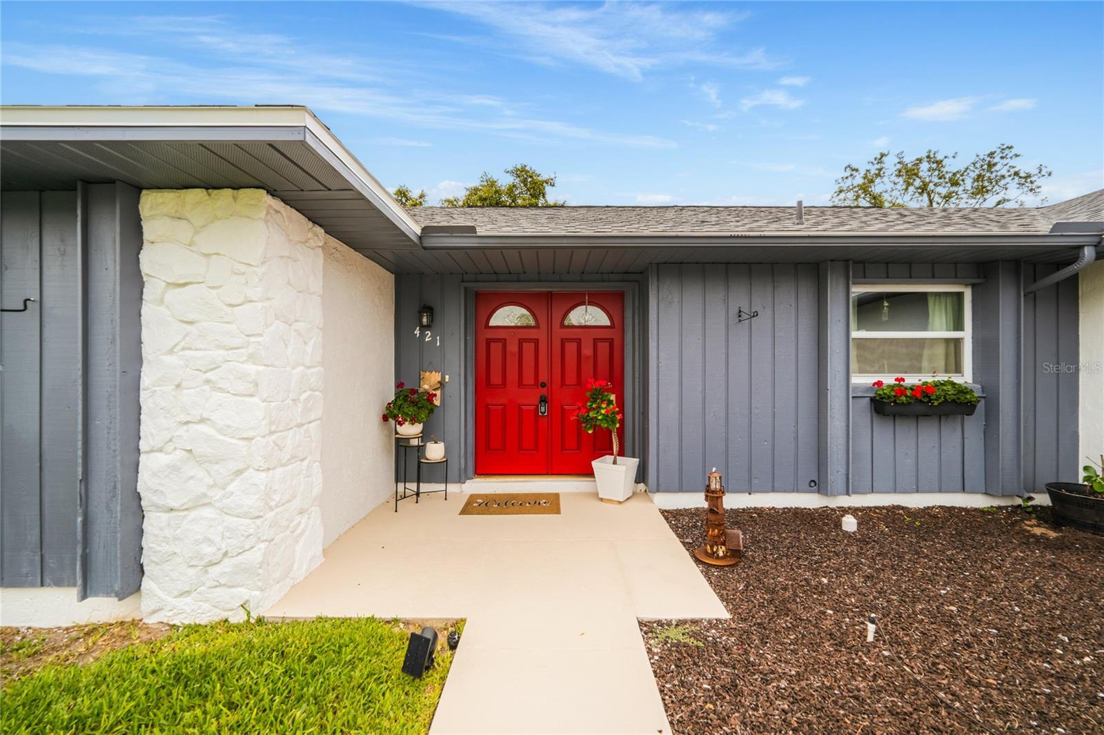 421 Bridle Path, FL