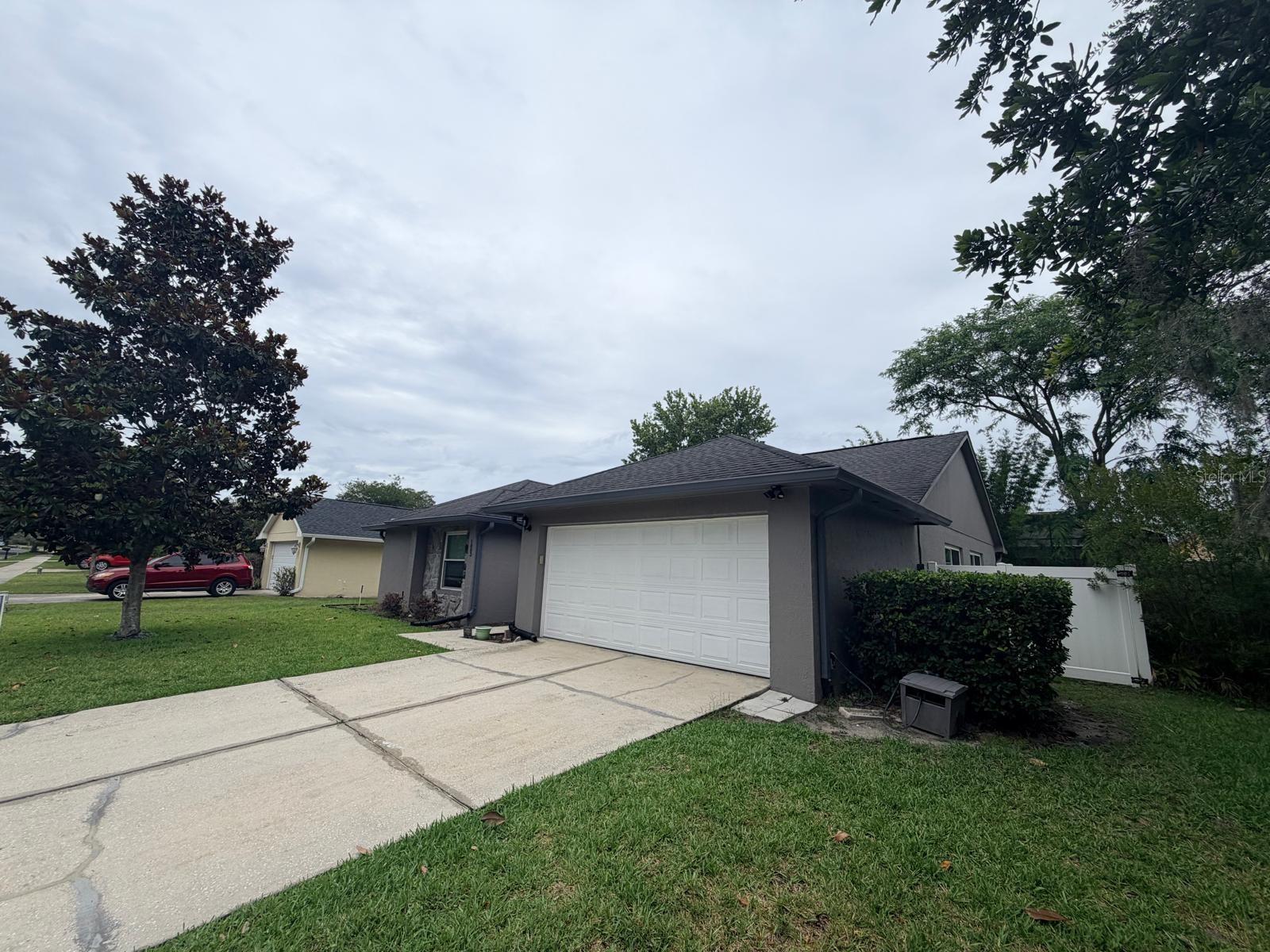 1083 Beckstrom Dr, FL