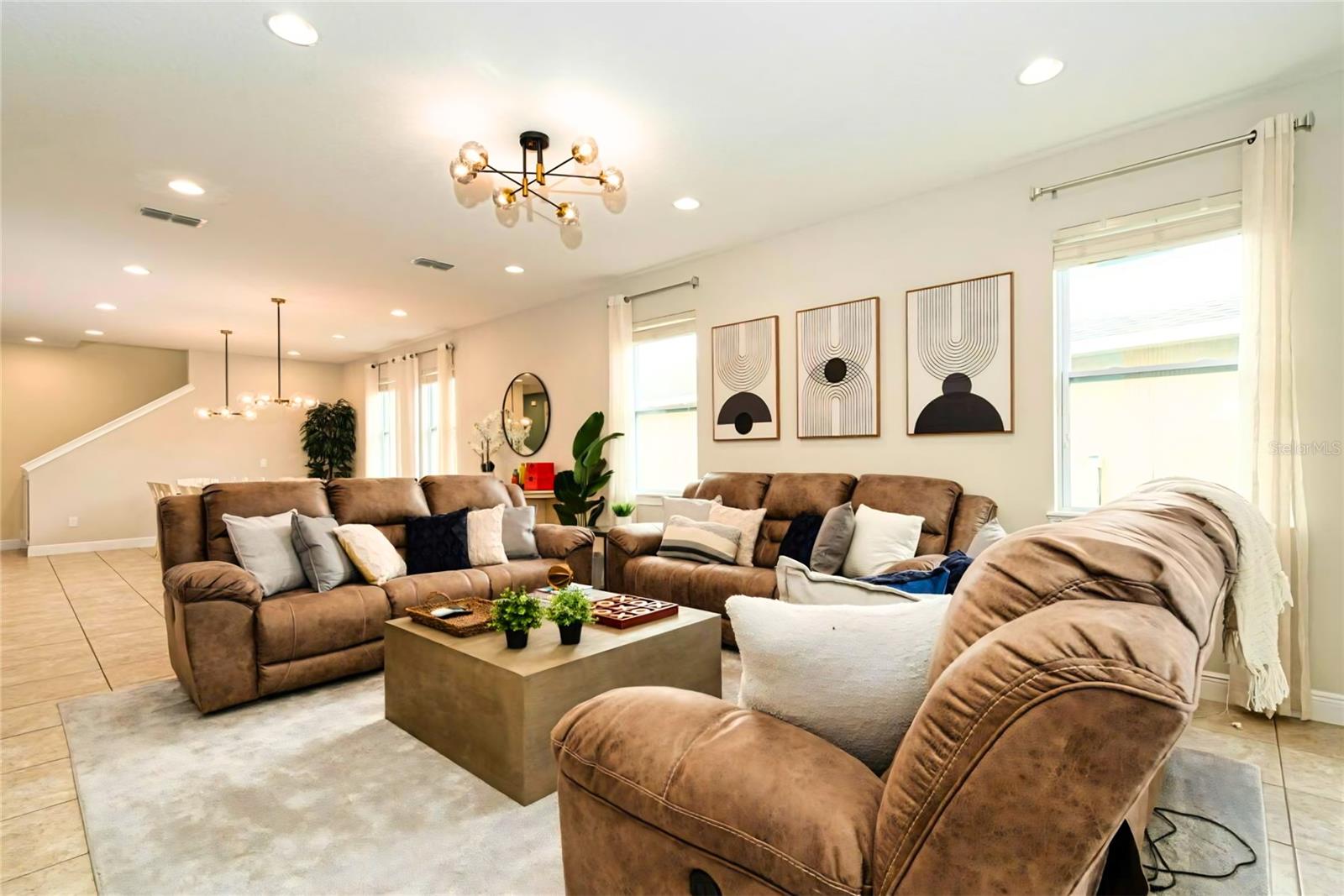7657 Wilmington Loop, FL