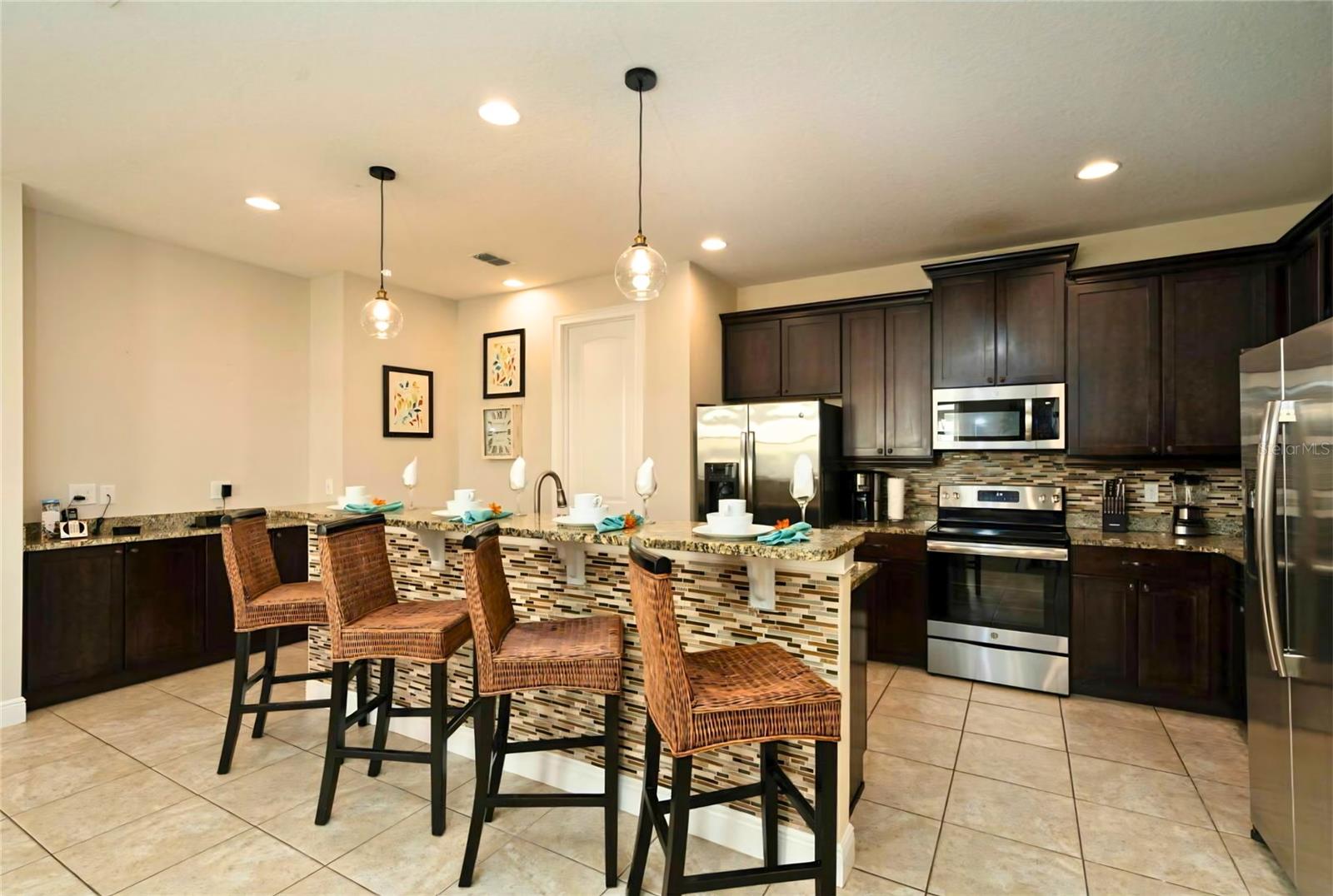 7657 Wilmington Loop, FL