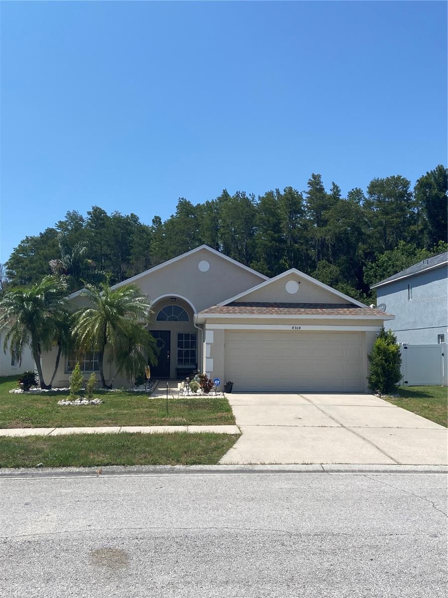 4304 Stones River Court, FL
