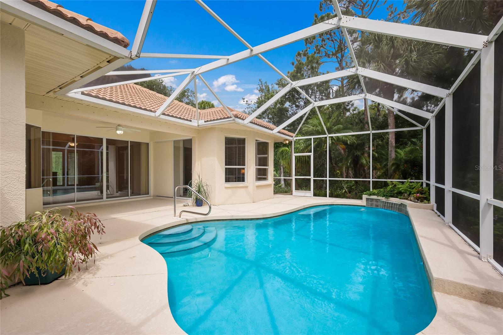 8005 Waterview Boulevard, FL