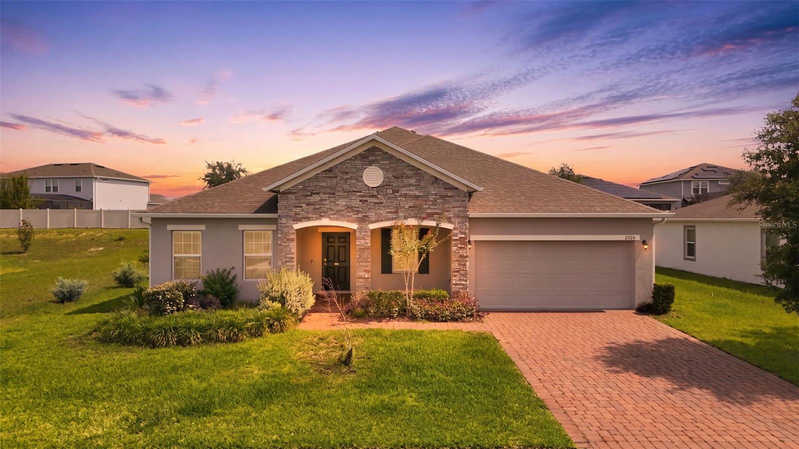 2524 Carriage Pointe Loop, FL