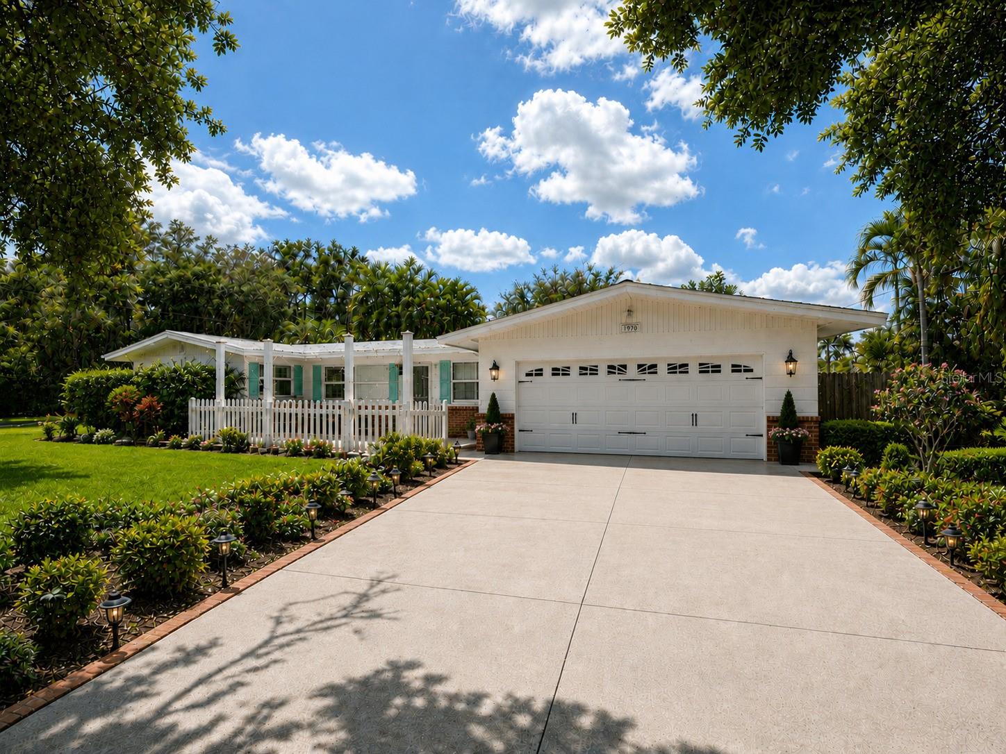 1703 Center Road, FL