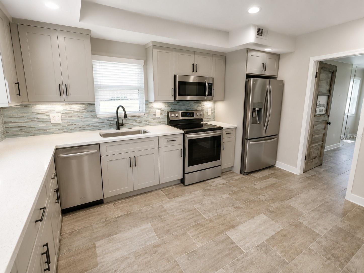 1703 Center Road, FL