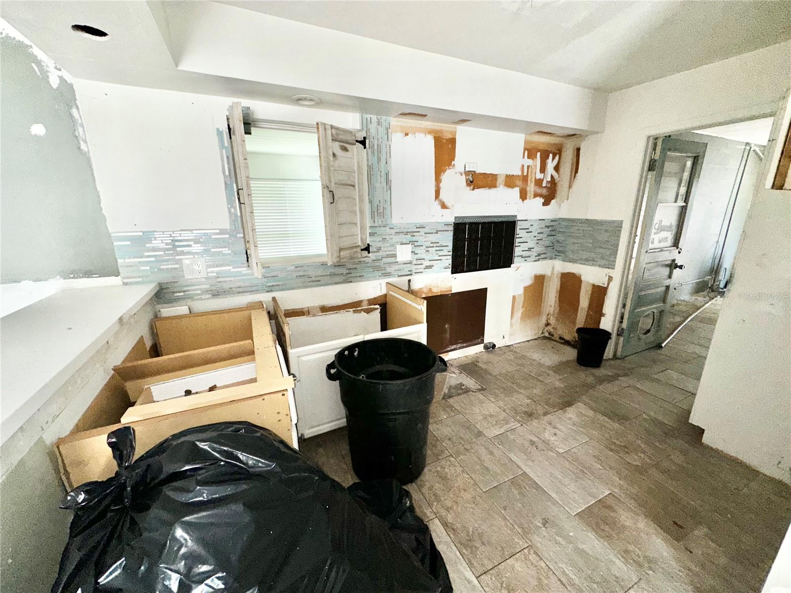 1703 Center Road, FL