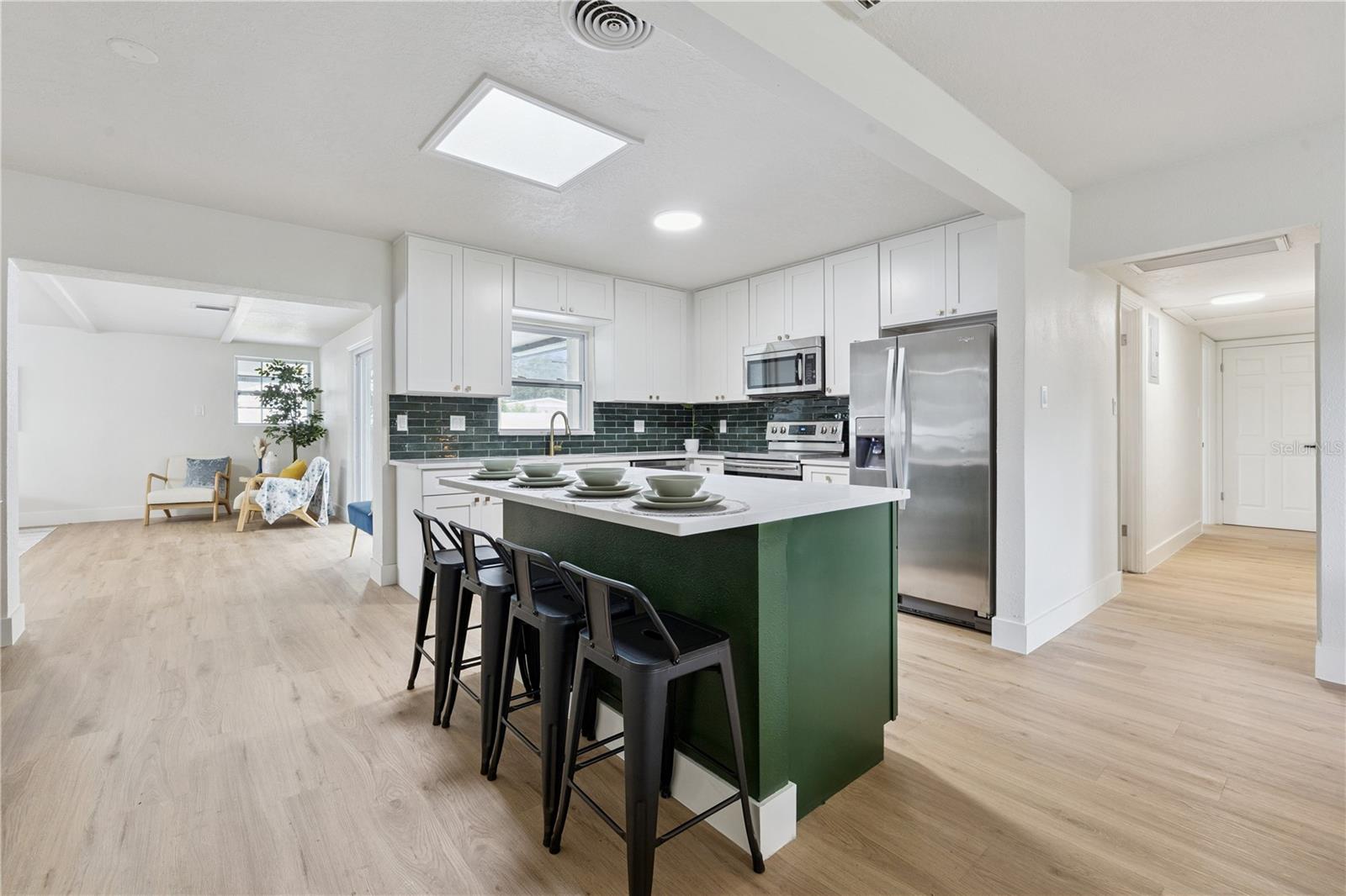 2200 Mosher Drive, FL
