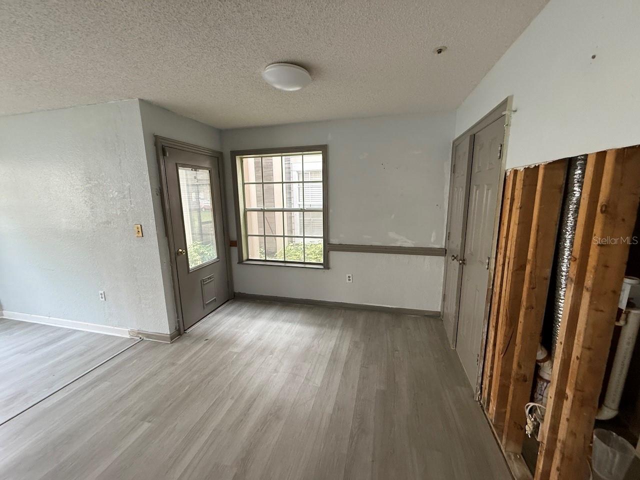 696 Youngstown Parkway, FL