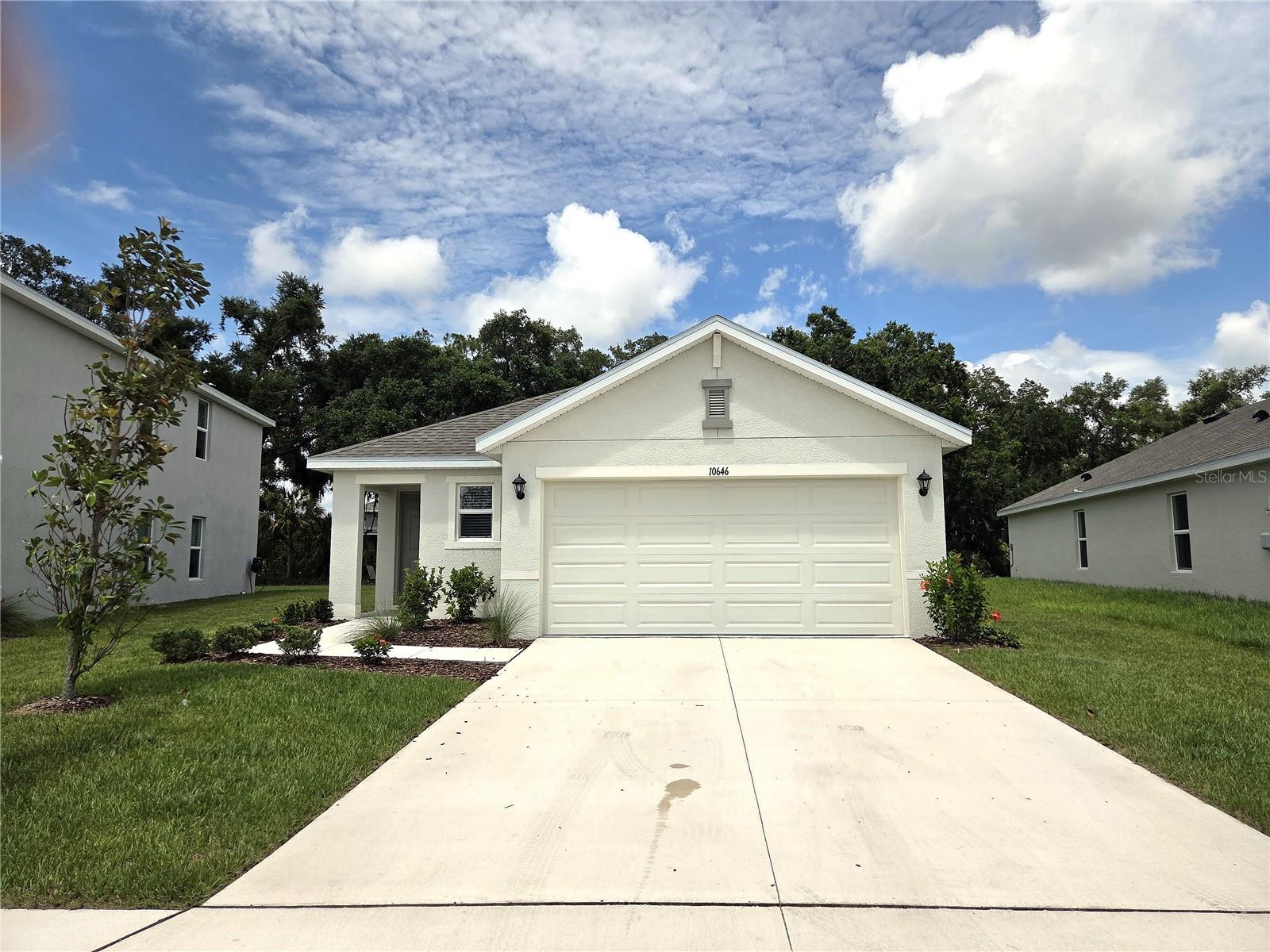 10646 Hidden Banks Glen, FL