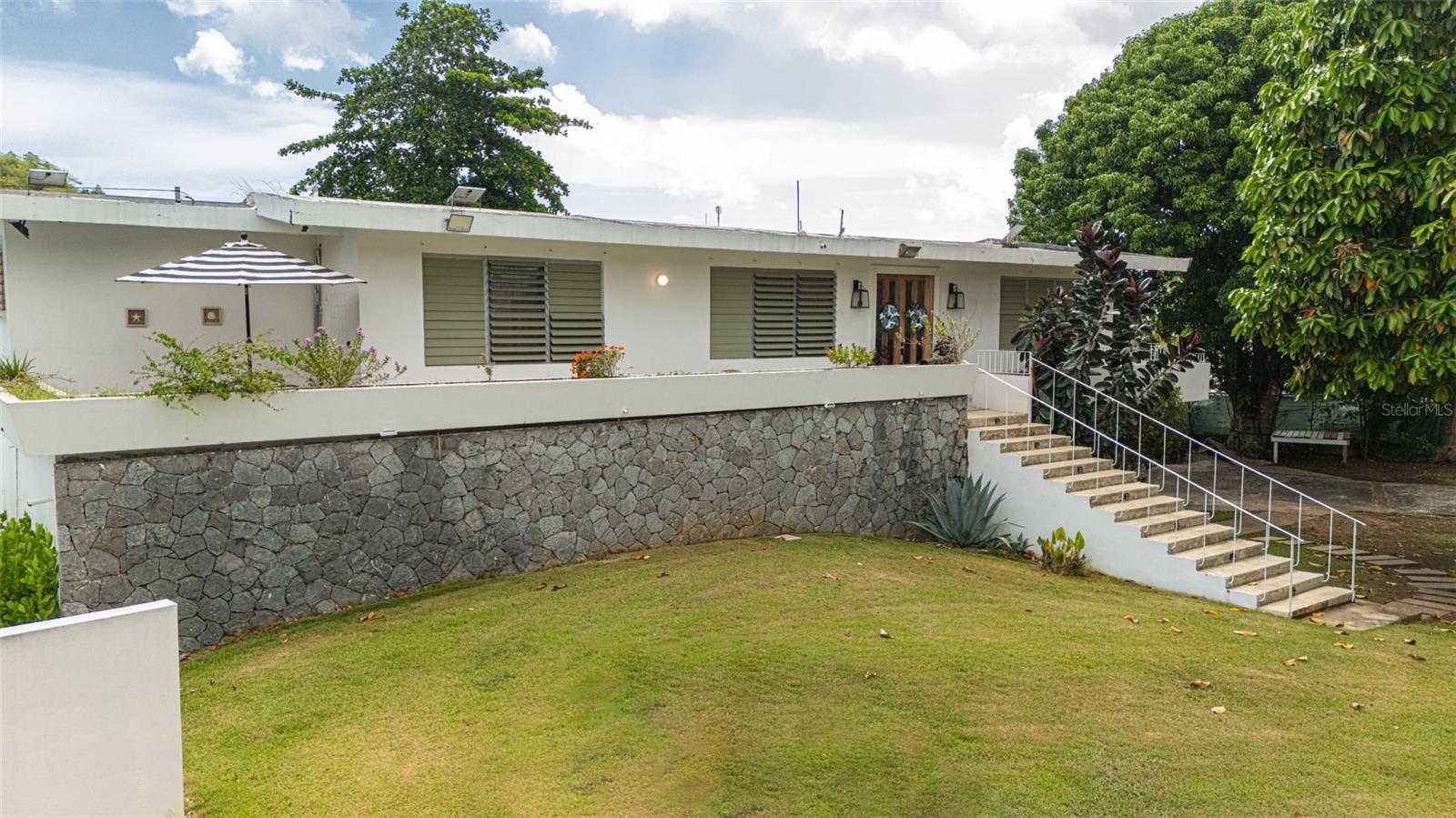 Carr. 686 Km 1.5 Bo. Tierras Nuevas Salientes, PR