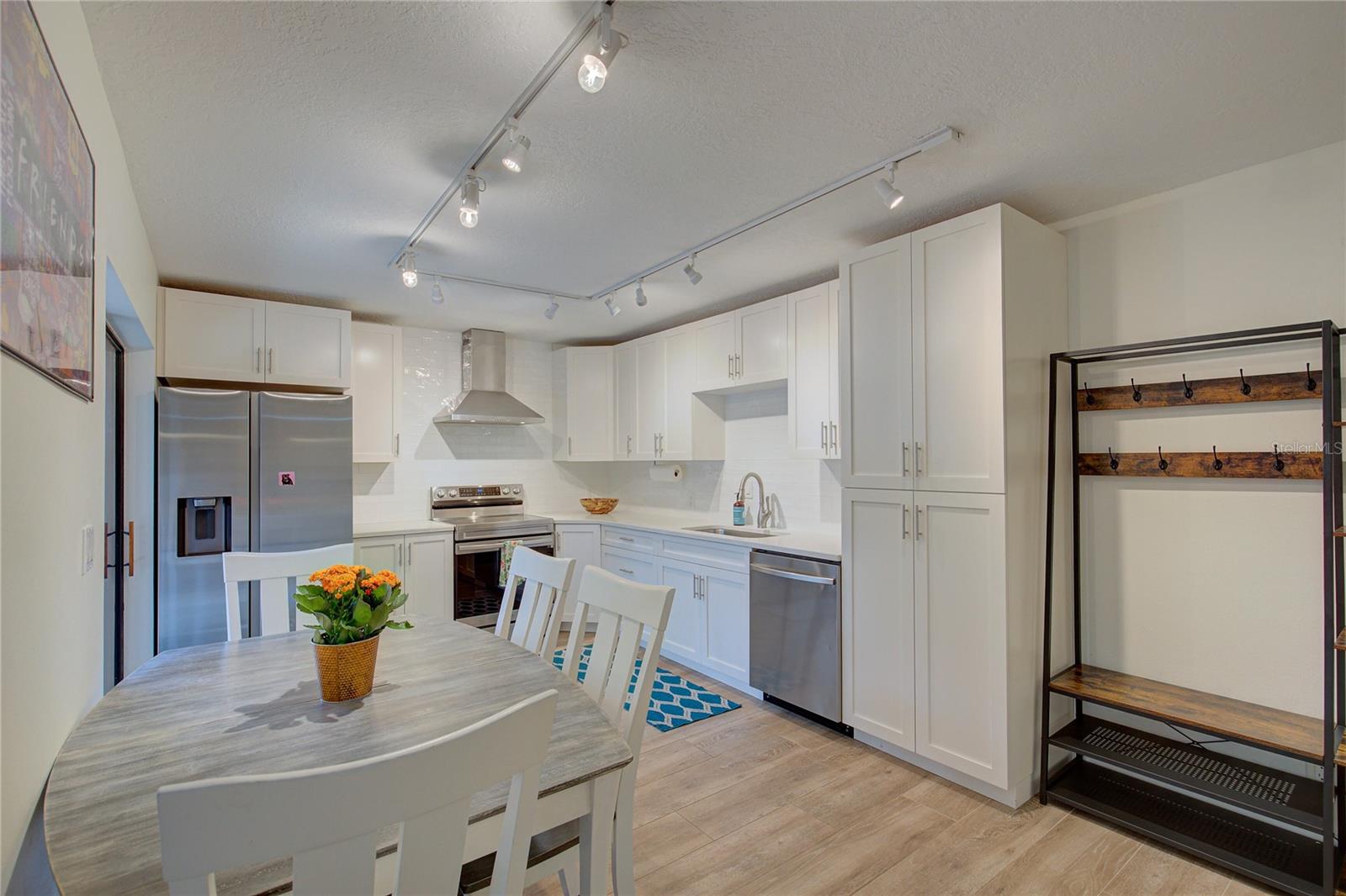 2612 2nd Court, FL