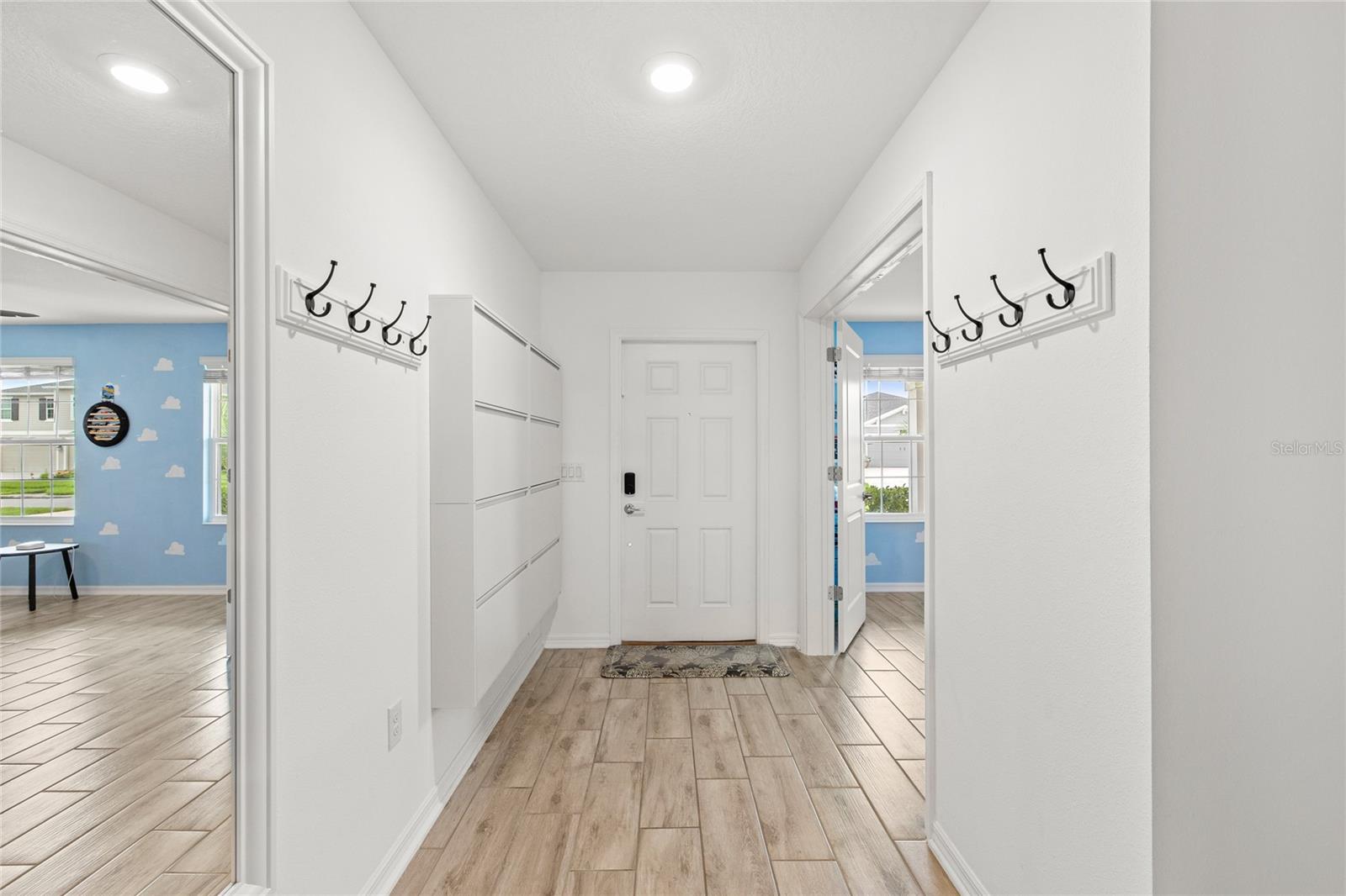 5352 Red Coral Circle, FL
