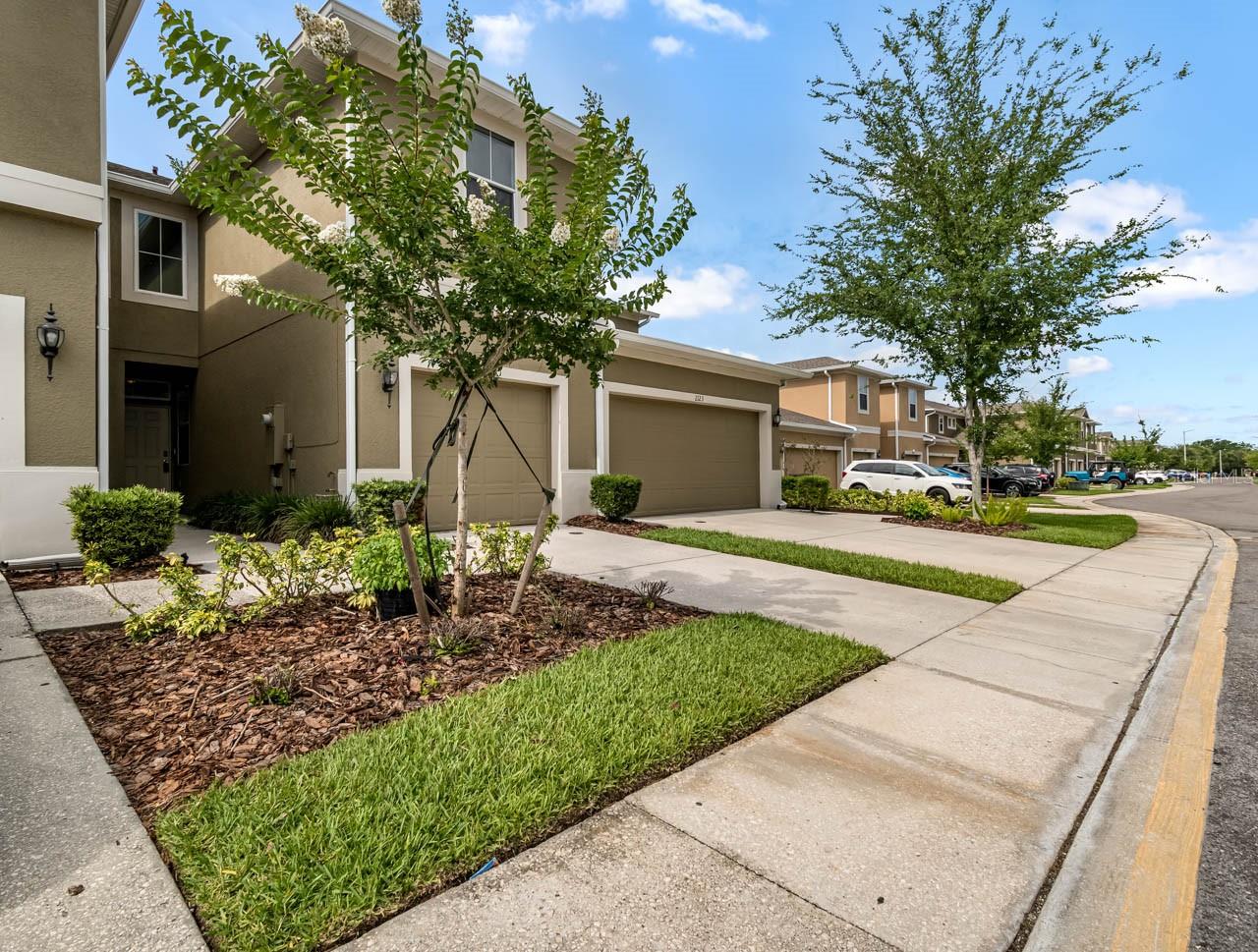 2121 Broadway View Avenue, FL
