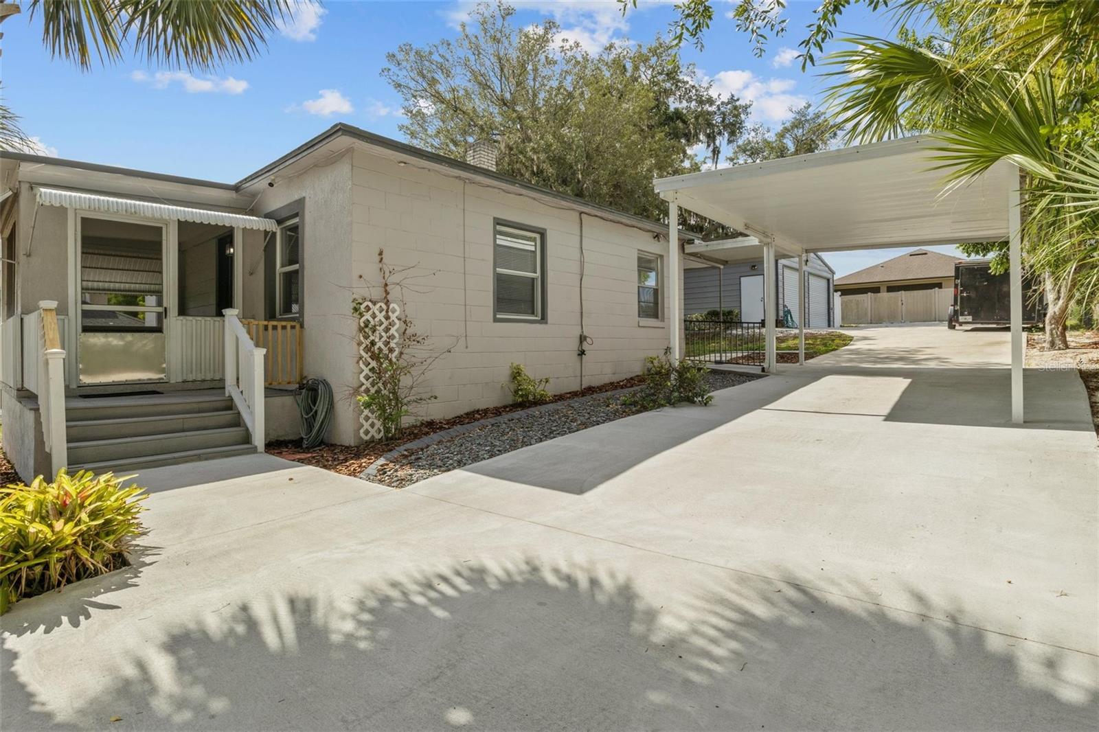 205 Maple Street, FL