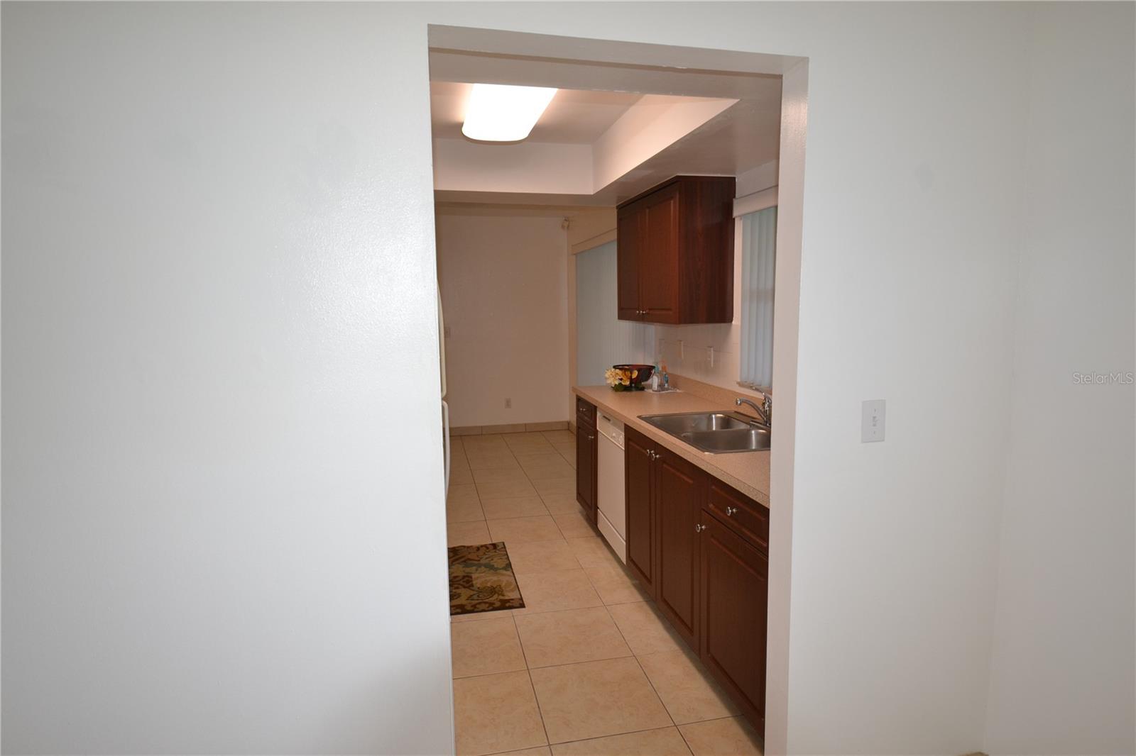 2357 White Oak Circle, FL