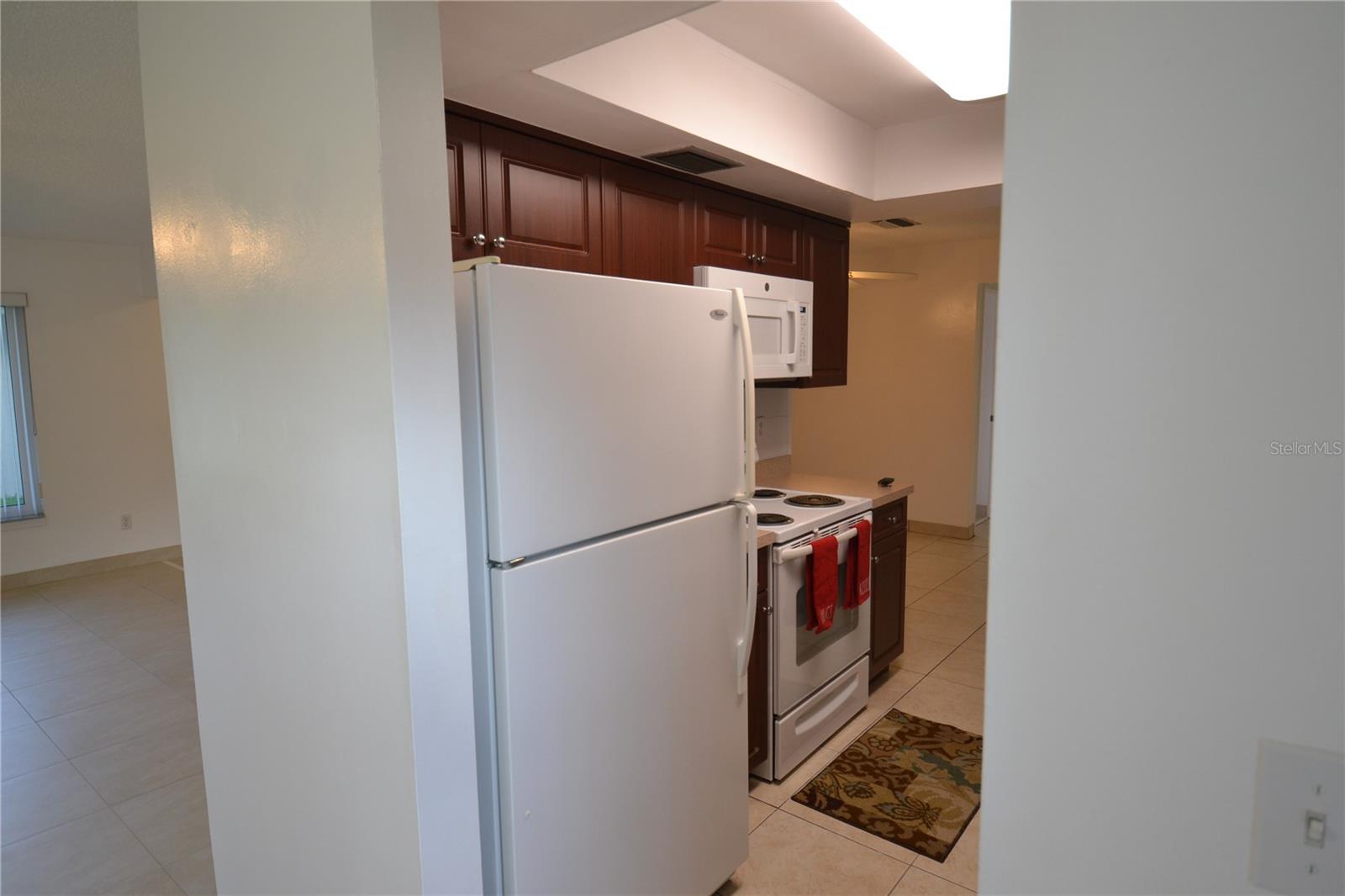 2357 White Oak Circle, FL
