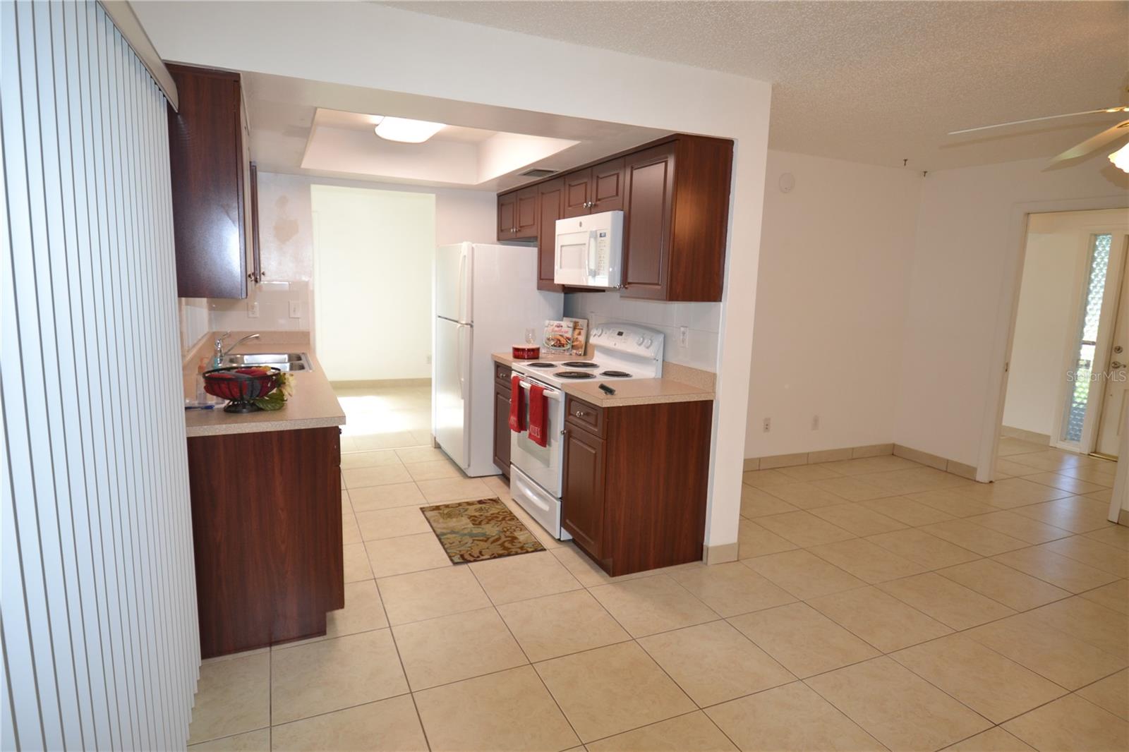 2357 White Oak Circle, FL