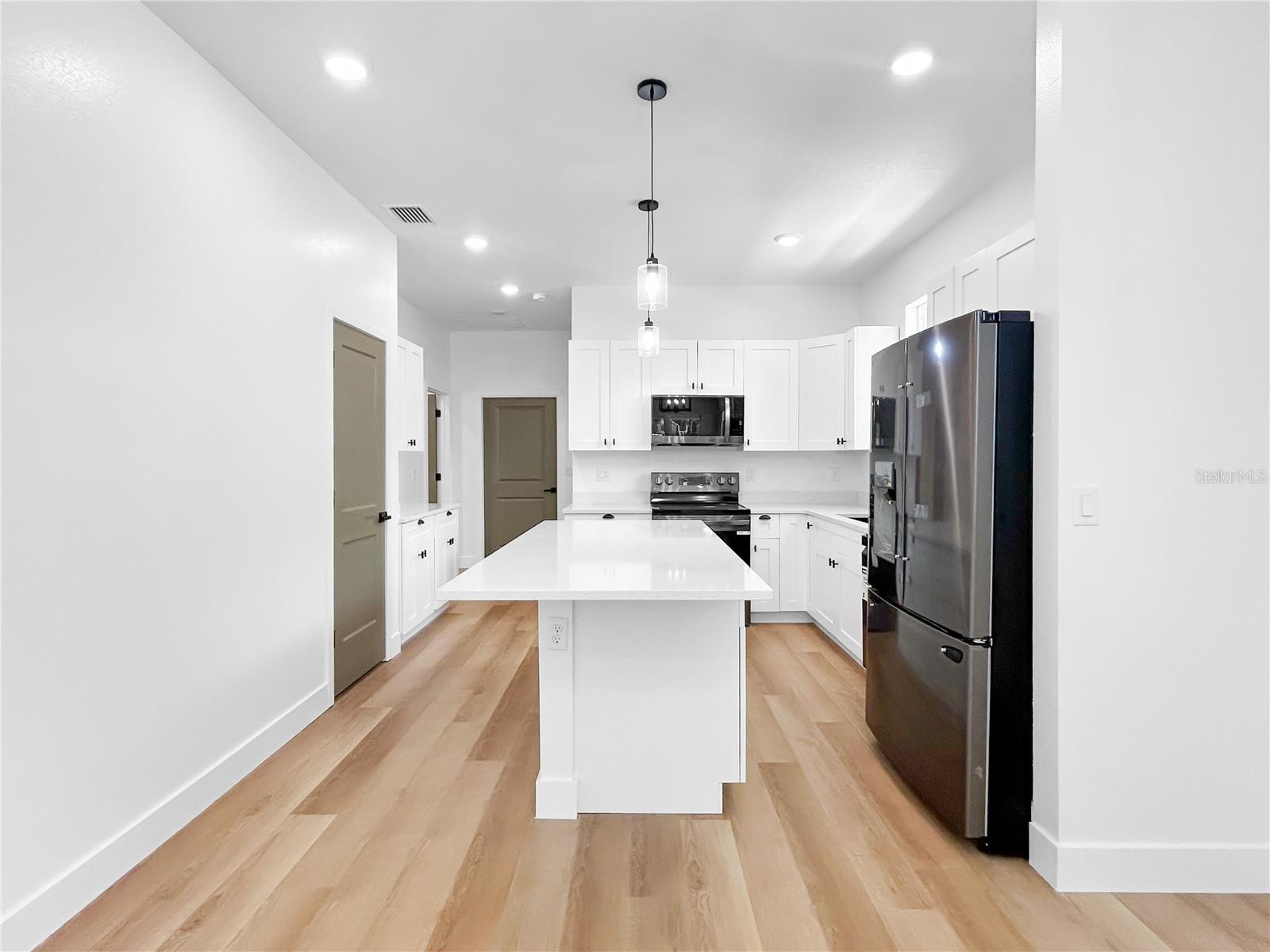 1010 Hickory Avenue, FL