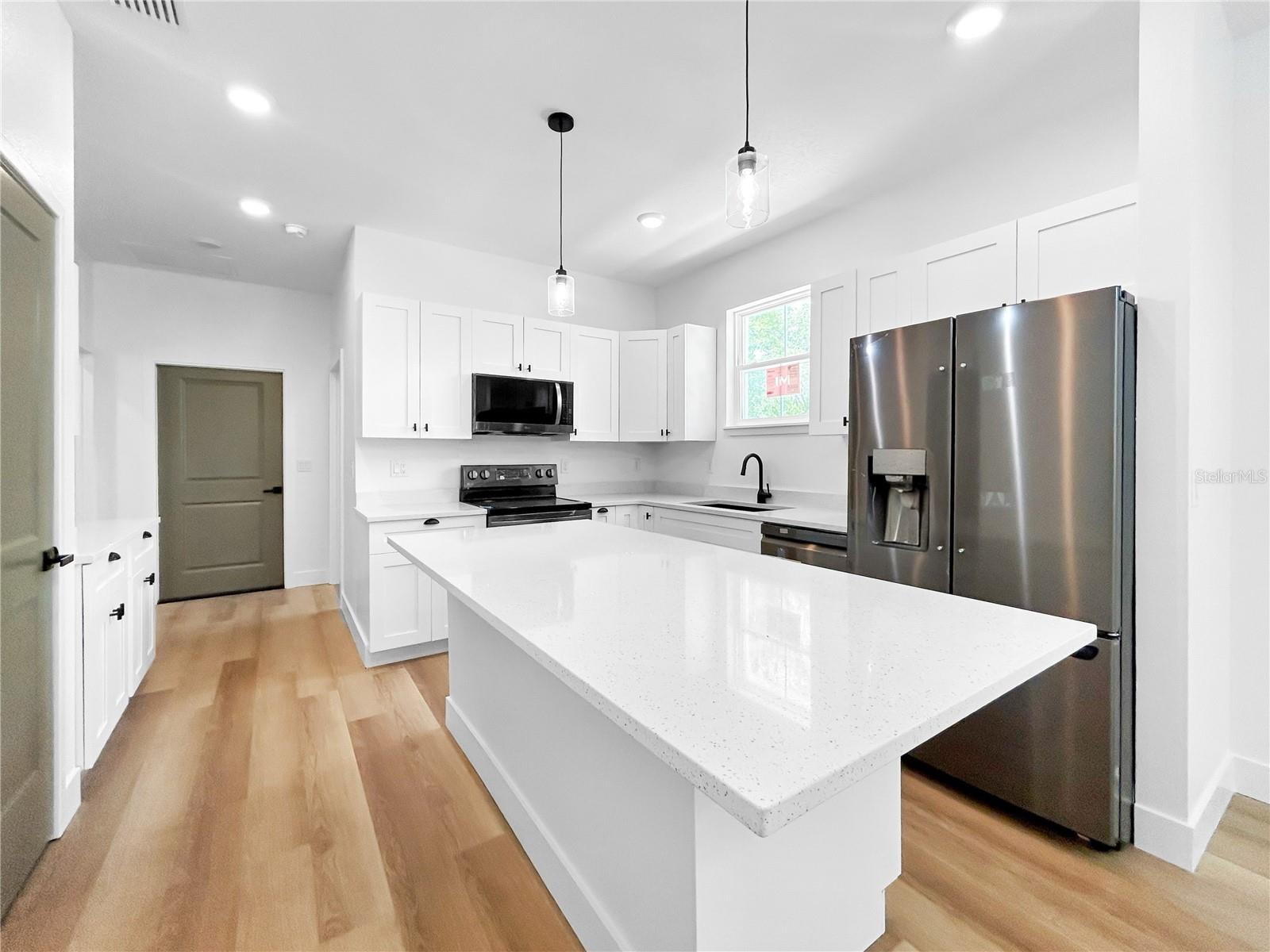1010 Hickory Avenue, FL
