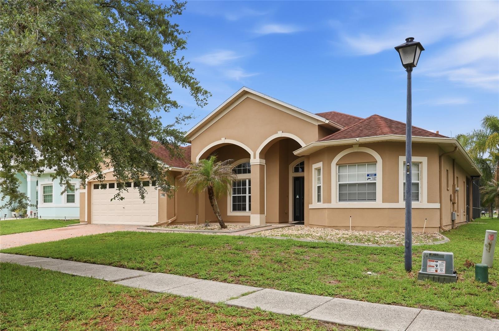 2901 Sweetspire Circle, FL