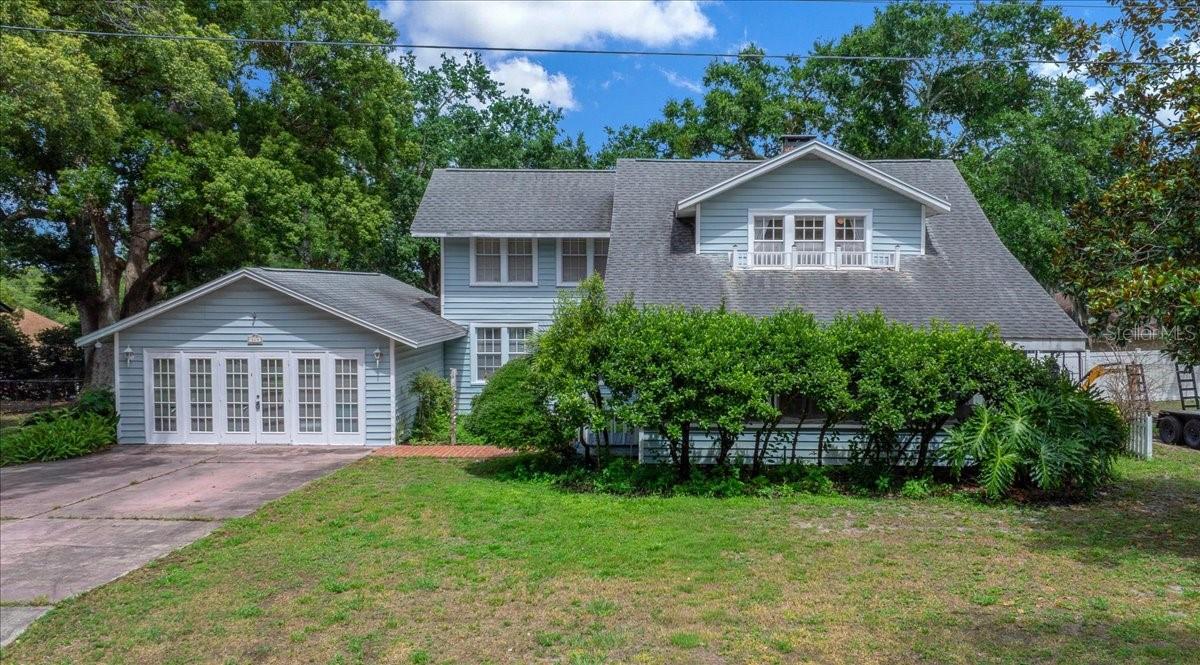 319 Carnation Court, FL