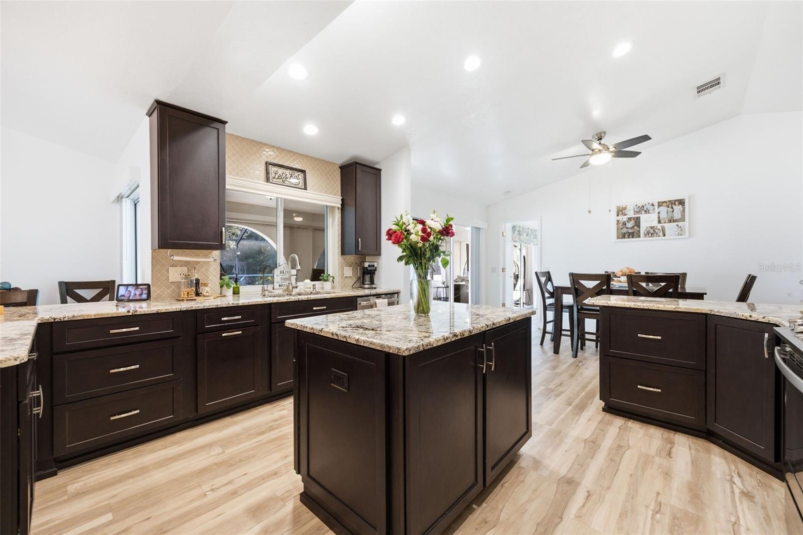 23191 Ruby, FL