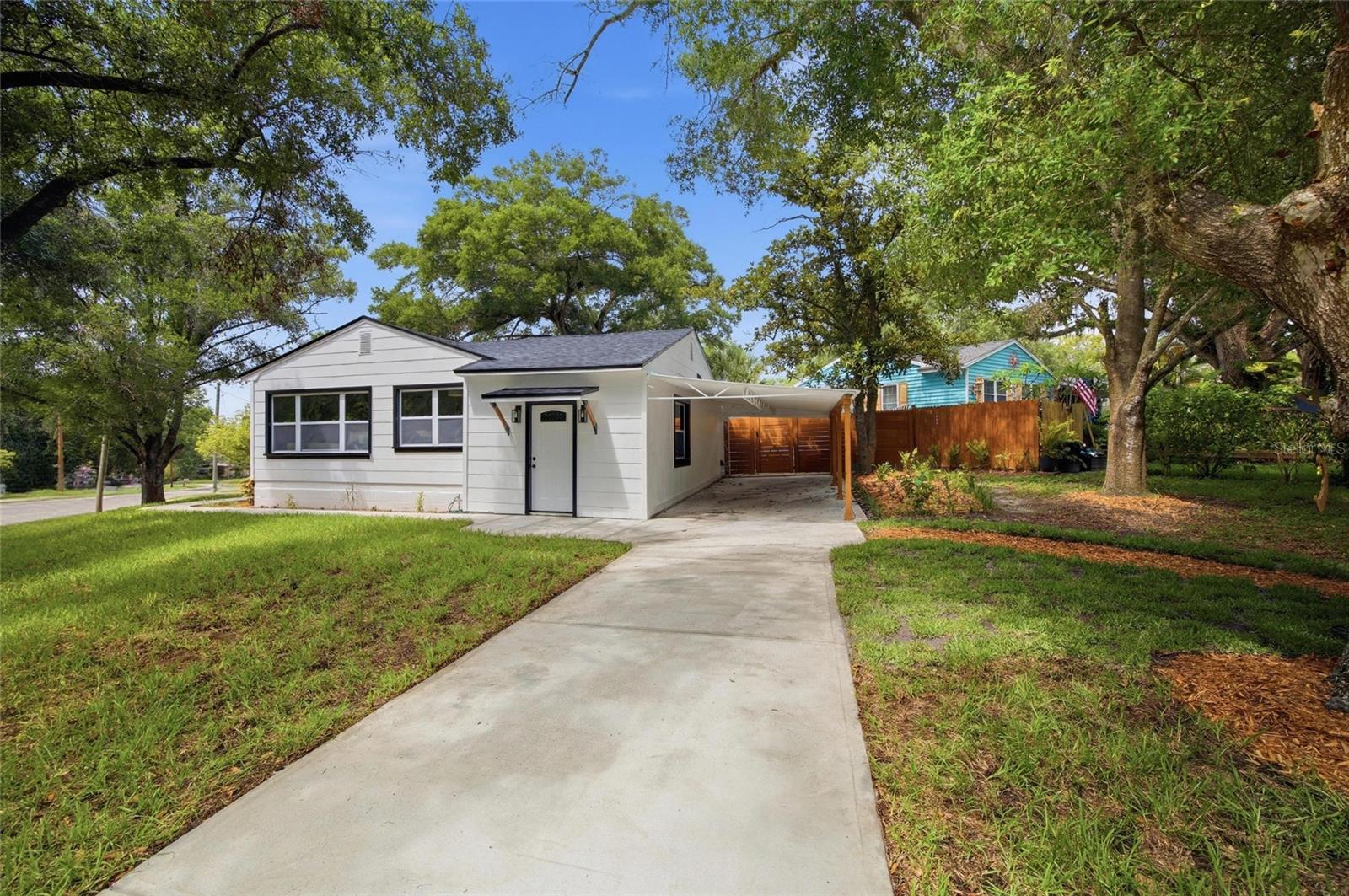 2102 Howell Street, FL