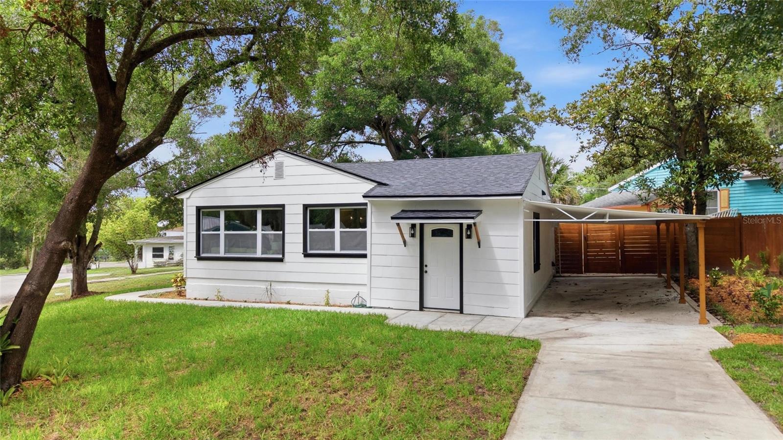 2102 Howell Street, FL
