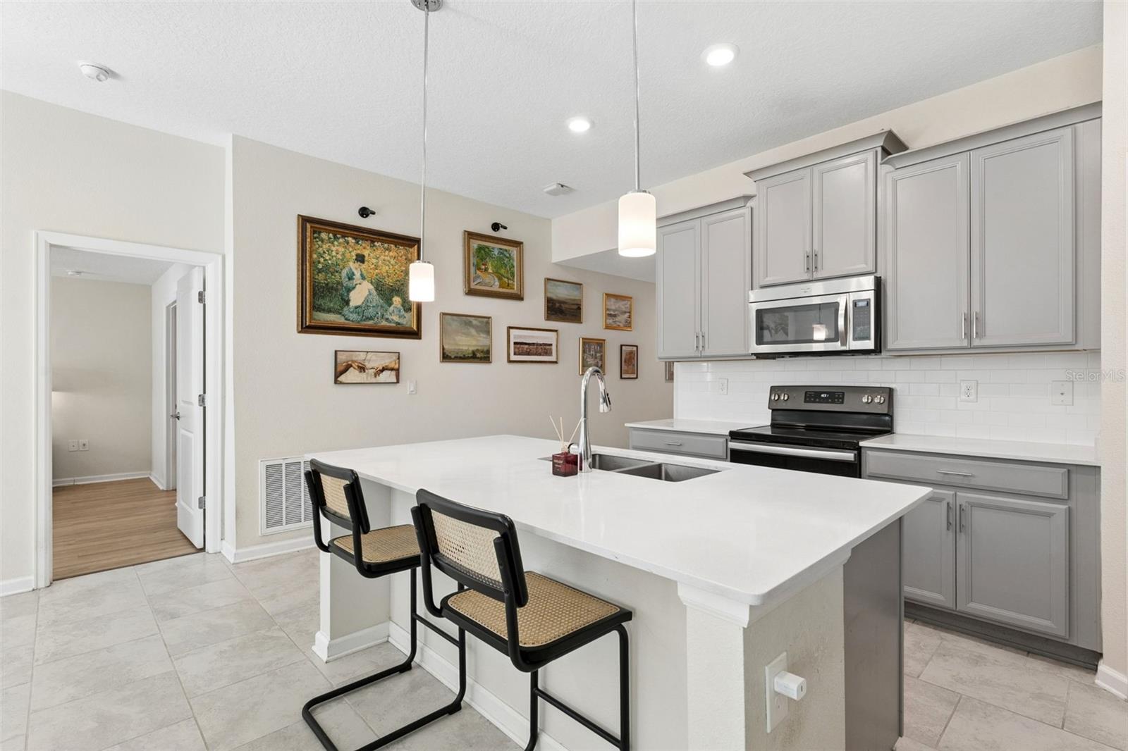 4810 Magnetite Loop, FL