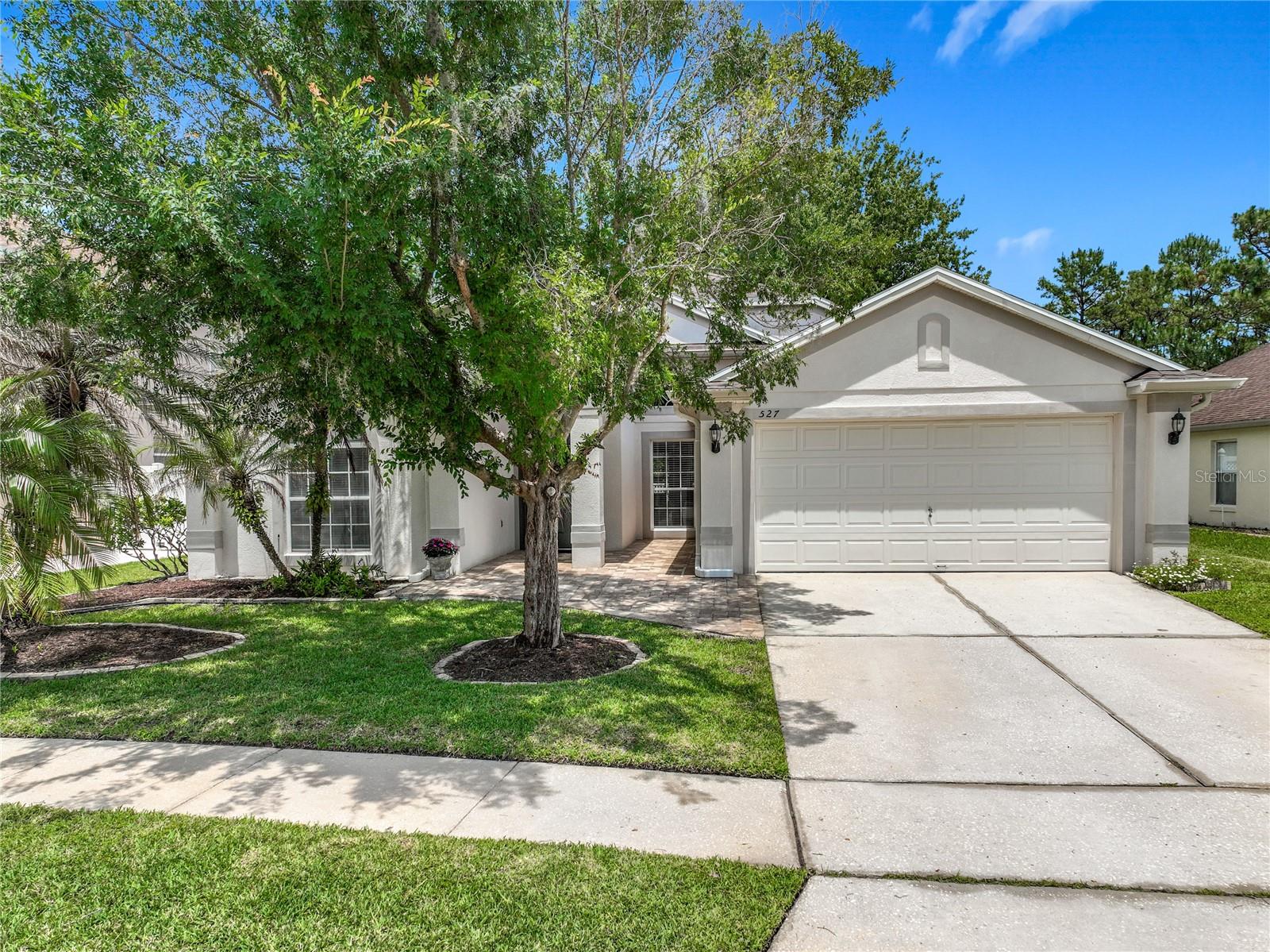 527 Canary Island Court, FL