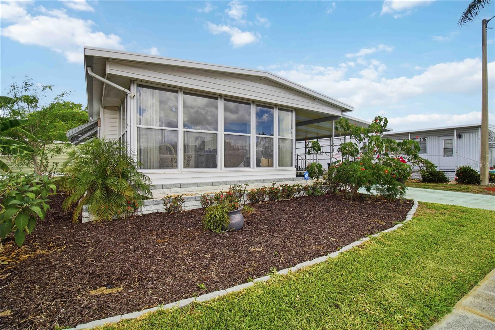 5402 Chateau Lane, FL