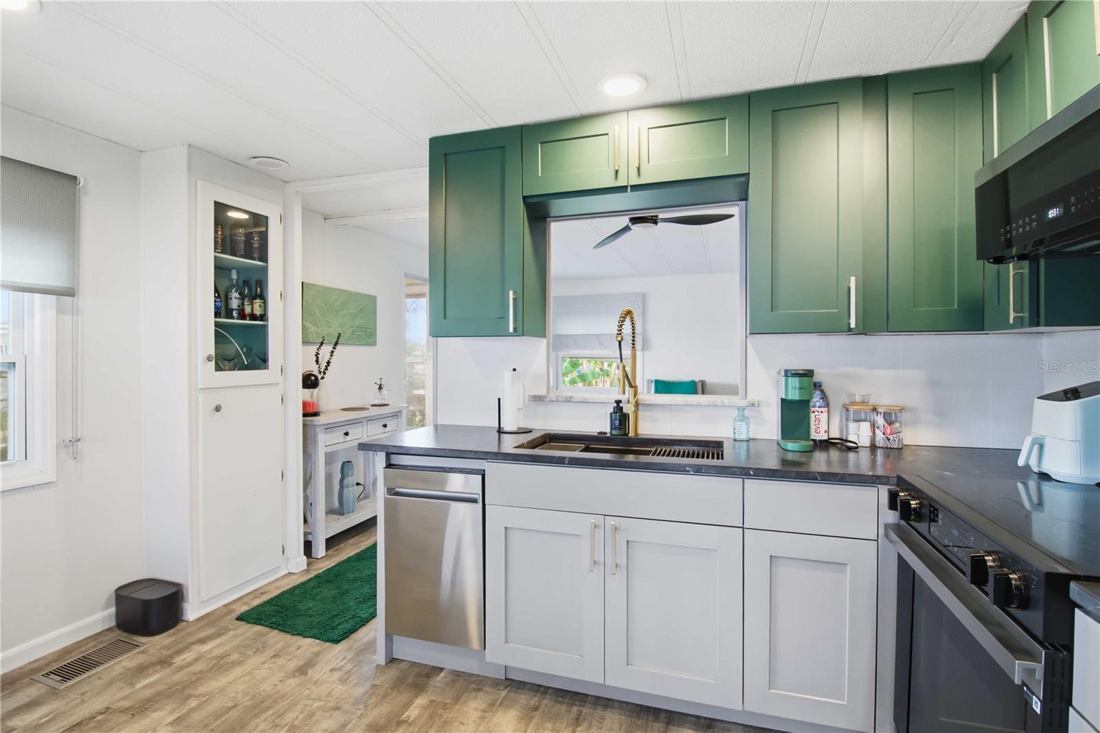 5402 Chateau Lane, FL