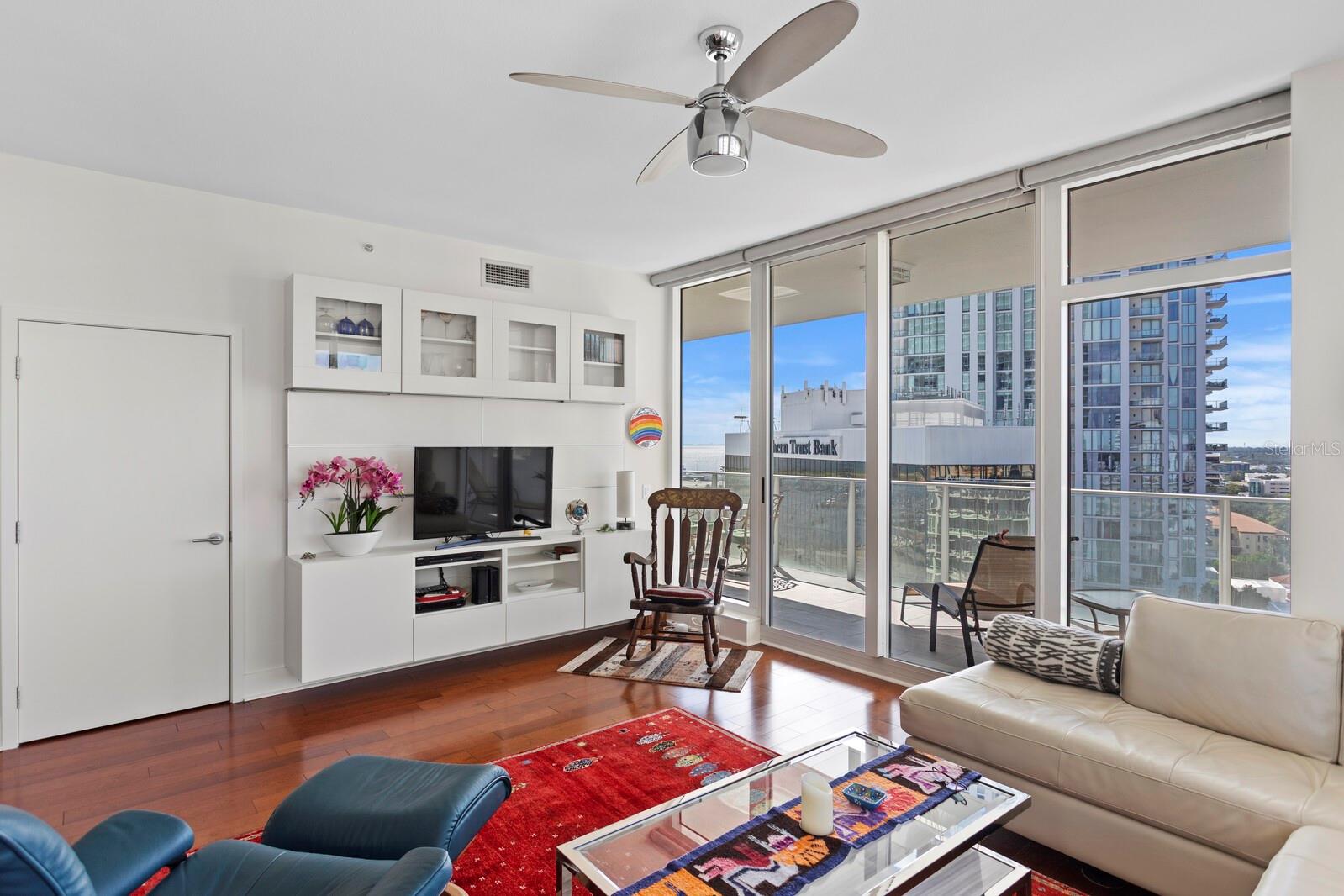 175 1st Street, FL