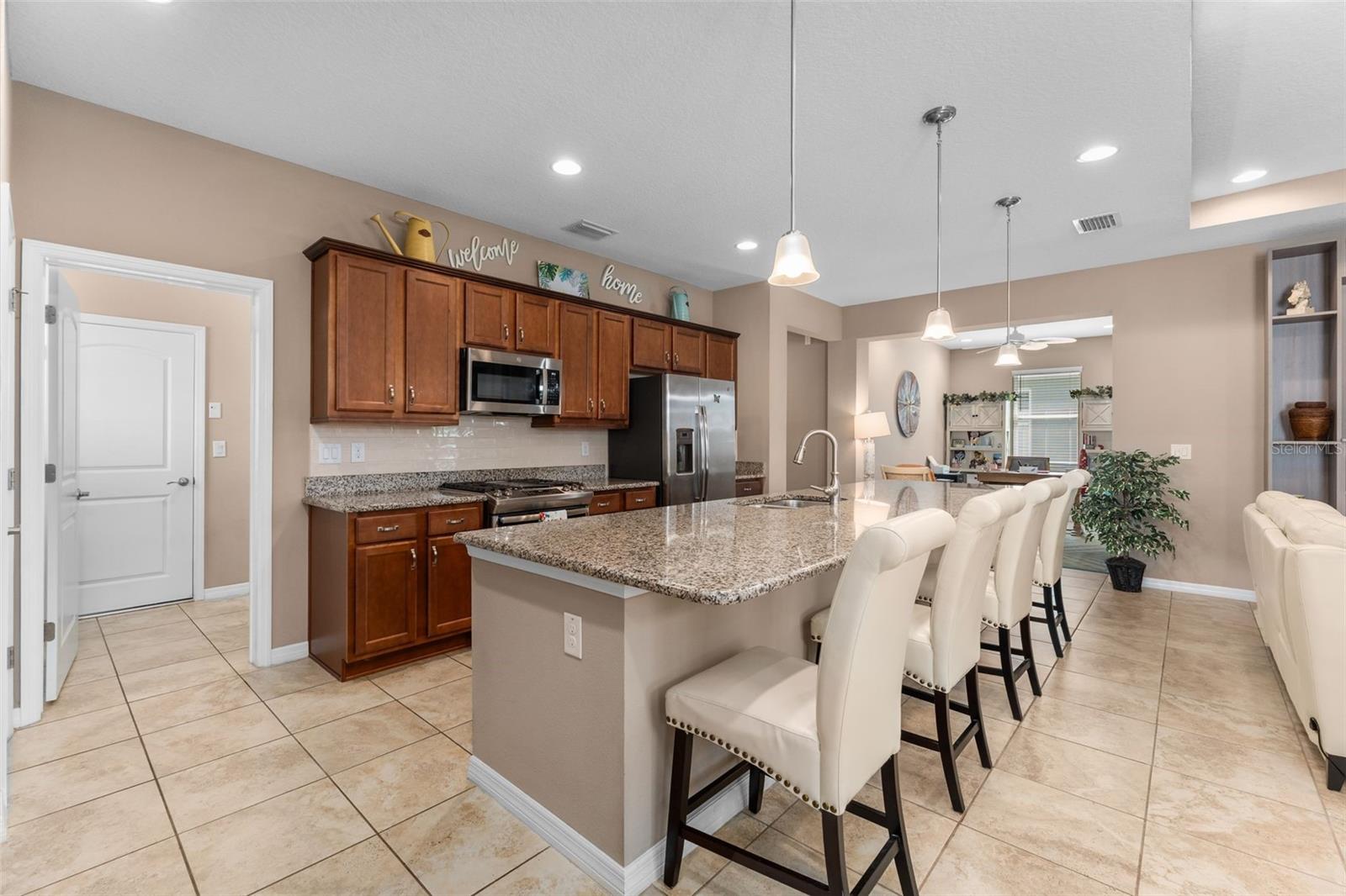 5662 40th Pl, FL