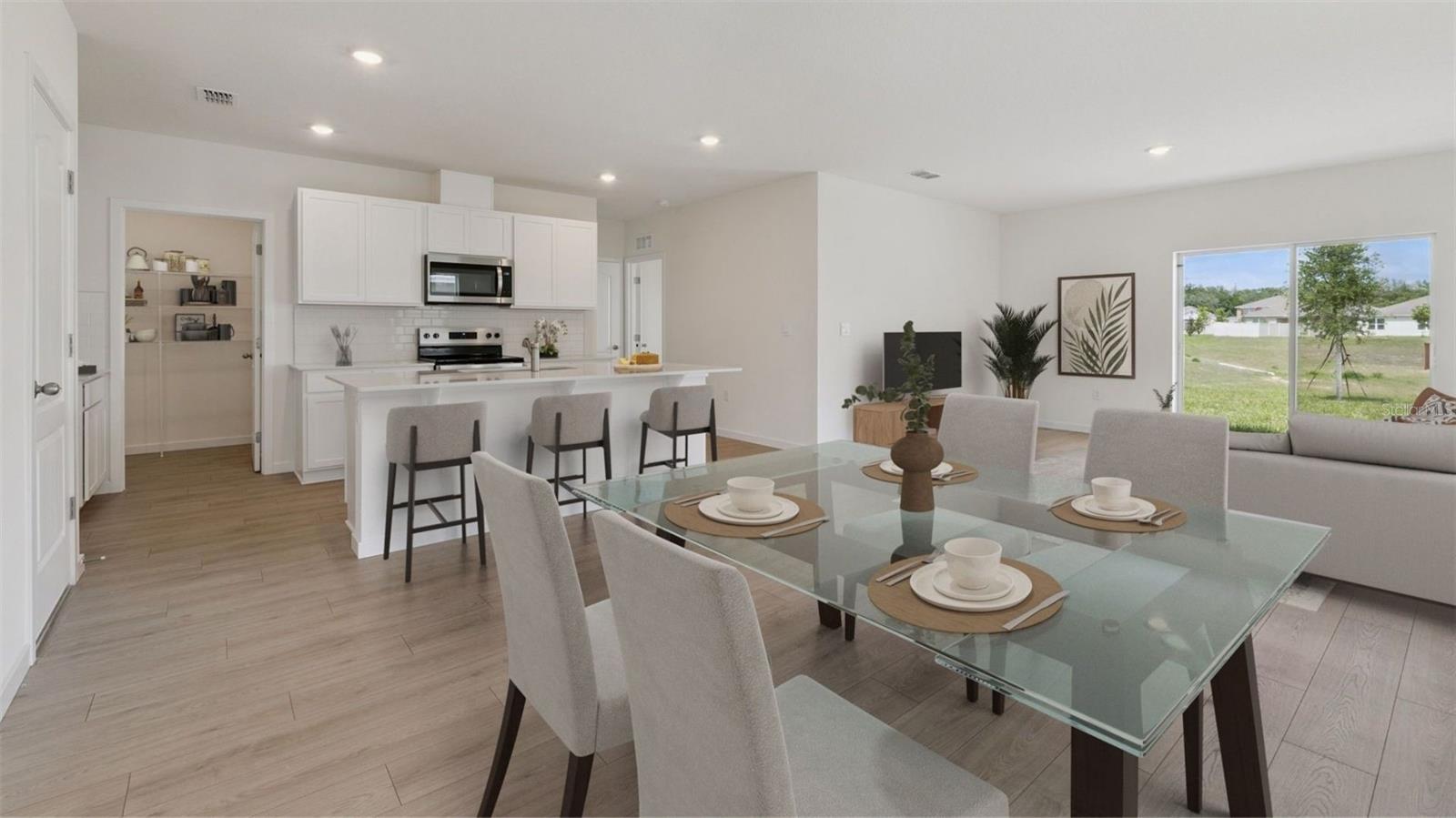 1376 Grand Flora Lane, FL