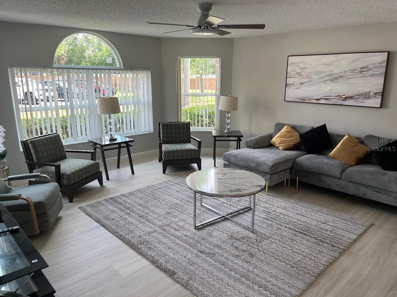 5017 Laguna Bay Circle, FL