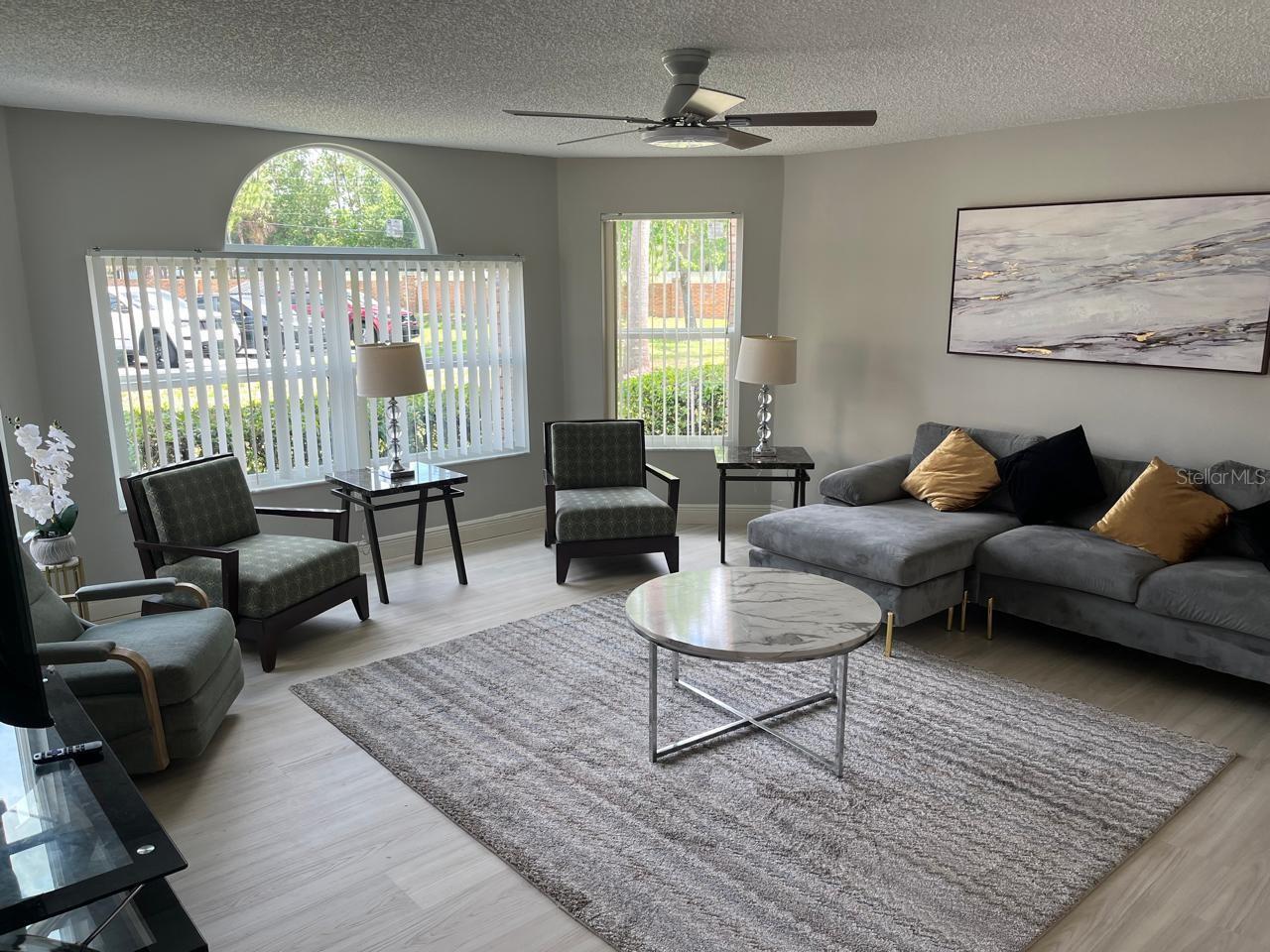5017 Laguna Bay Circle, FL
