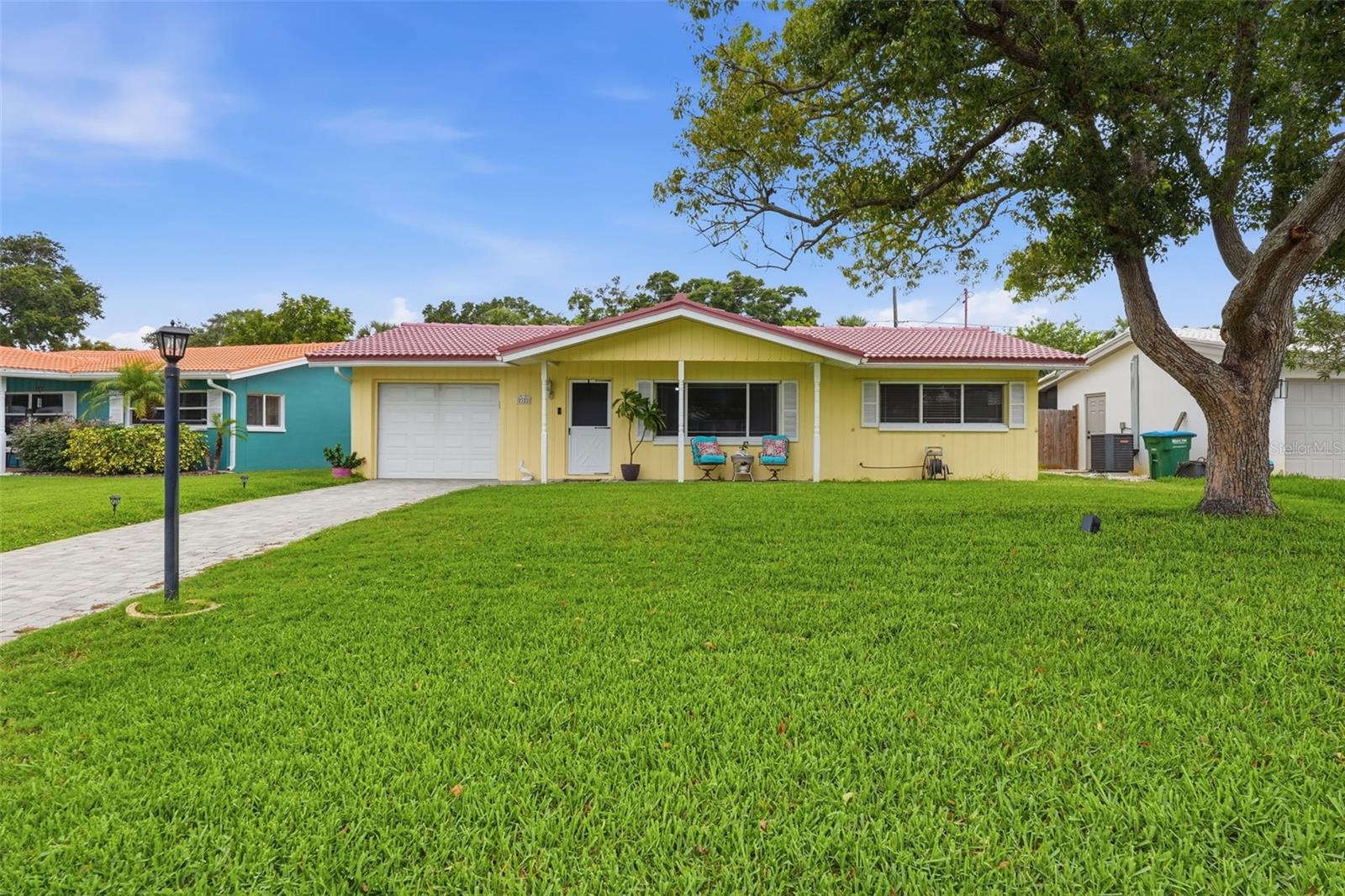 2321 Black Oak Lane, FL