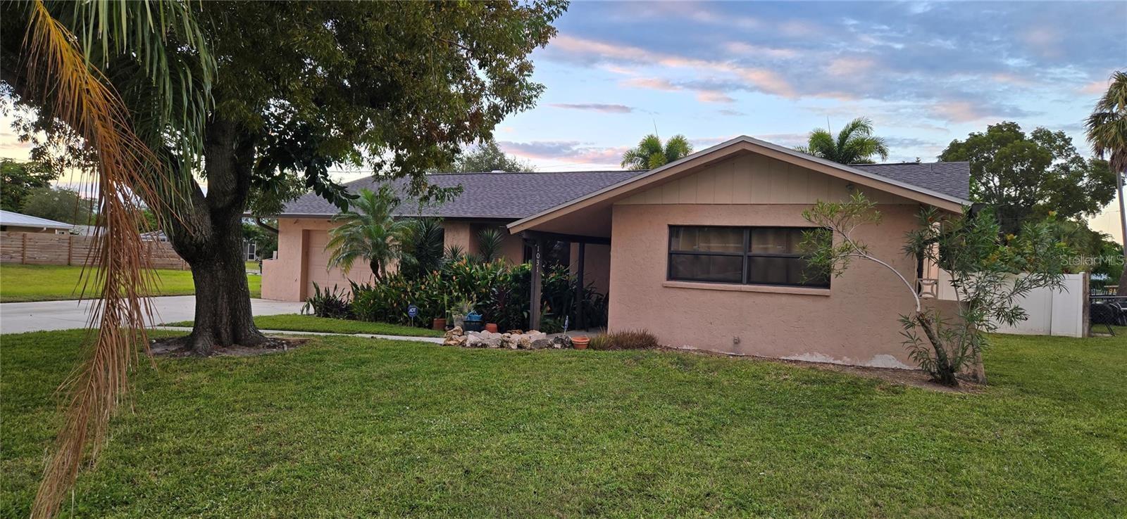 1031 Averly Street, FL
