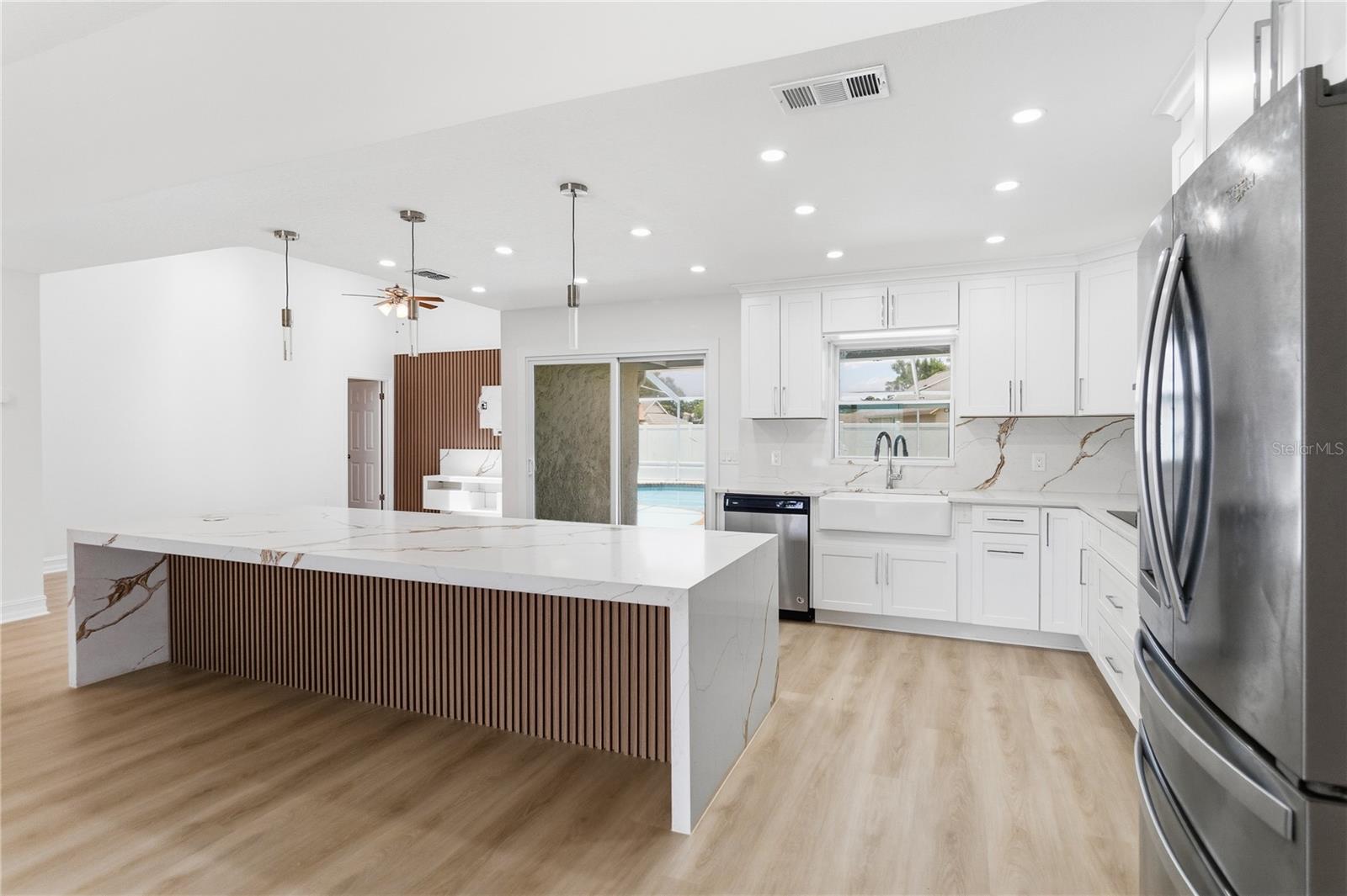 8055 Lesia Circle, FL