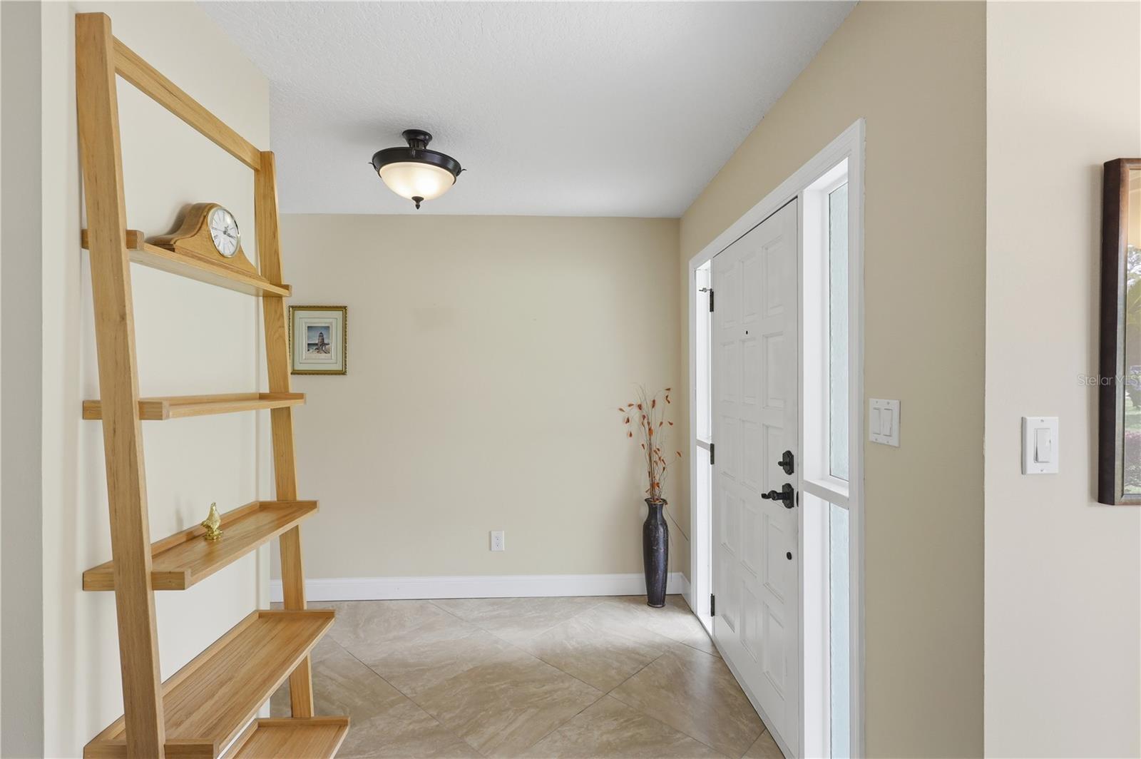 102 Stevenage Court, FL