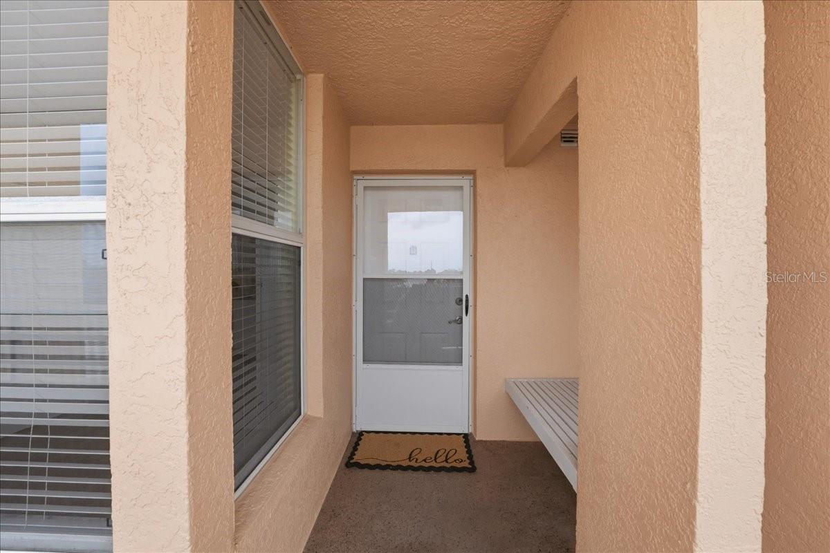 4550 Pinebrook Cir, FL