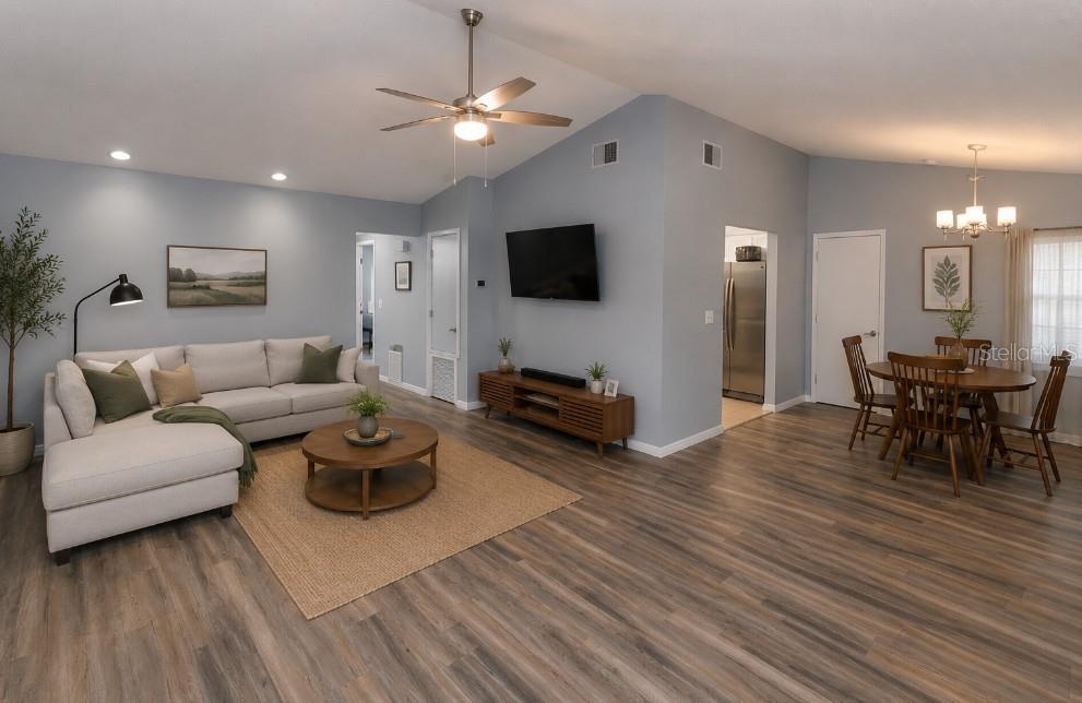379 Division Street, FL