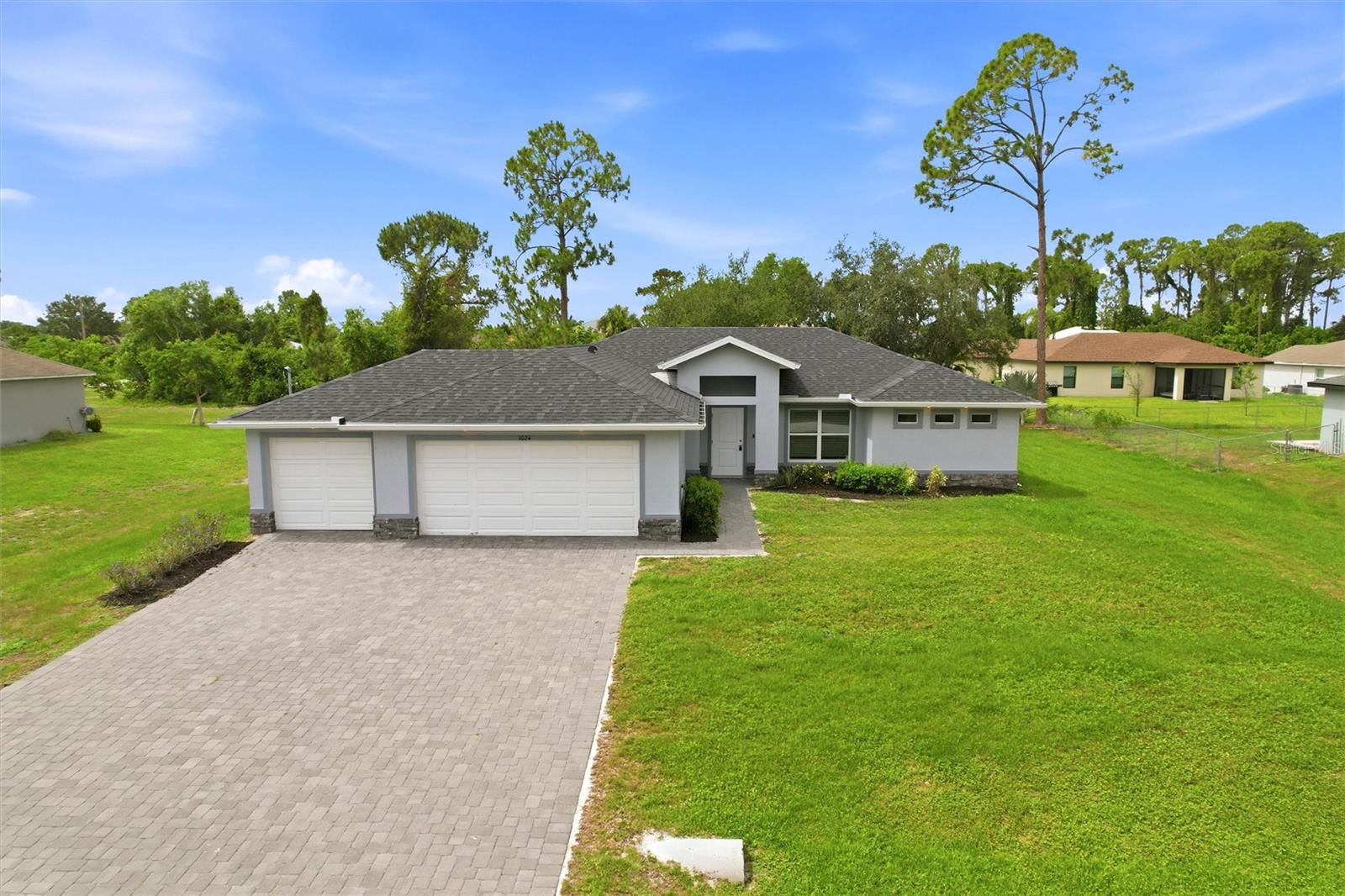 1024 33rd Lane, FL