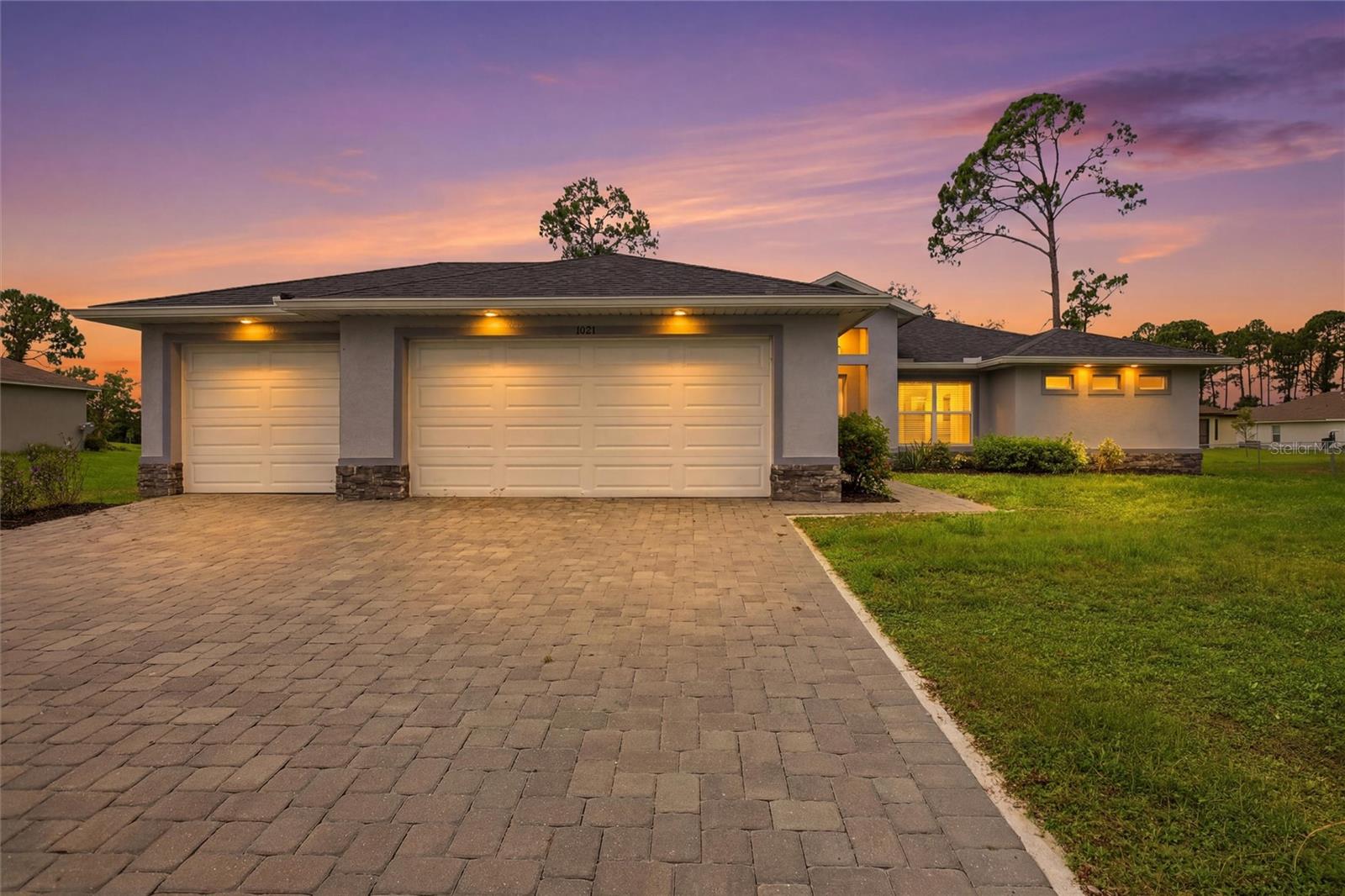 1024 33rd Lane, FL