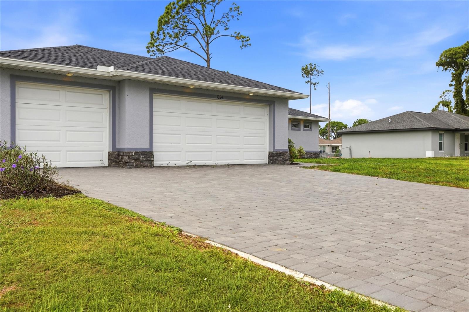 1024 33rd Lane, FL