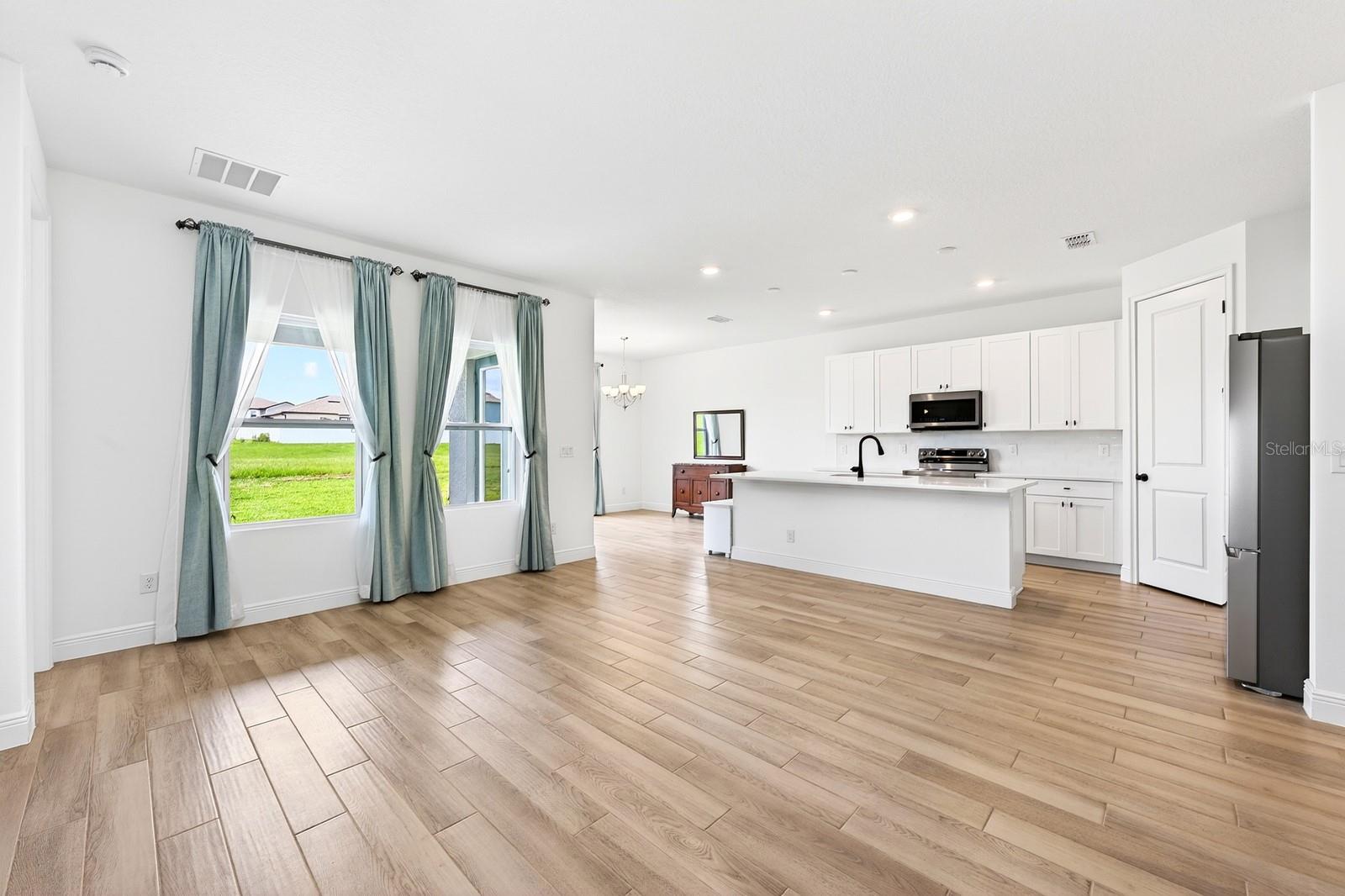 1369 Sterling Pointe Drive, FL